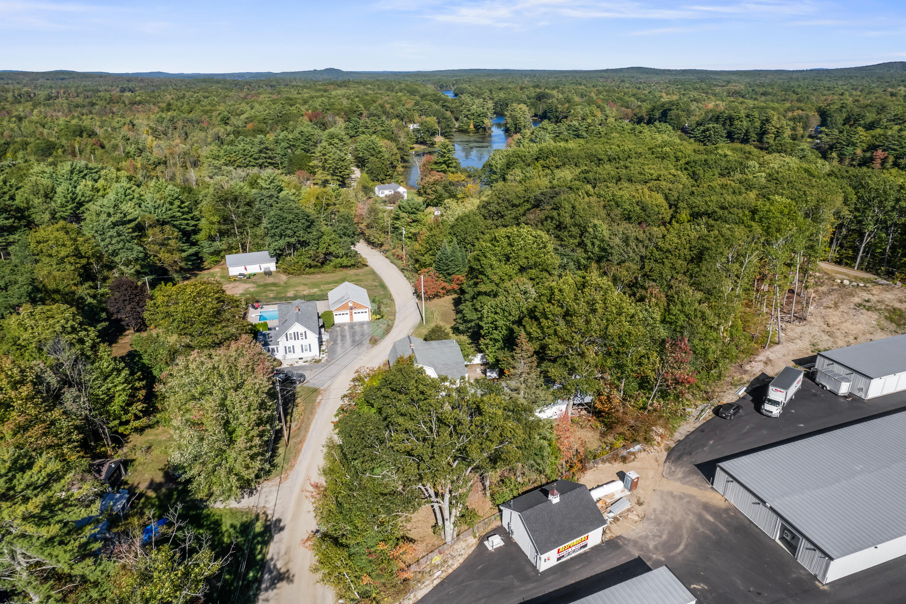 11 Outlet Road