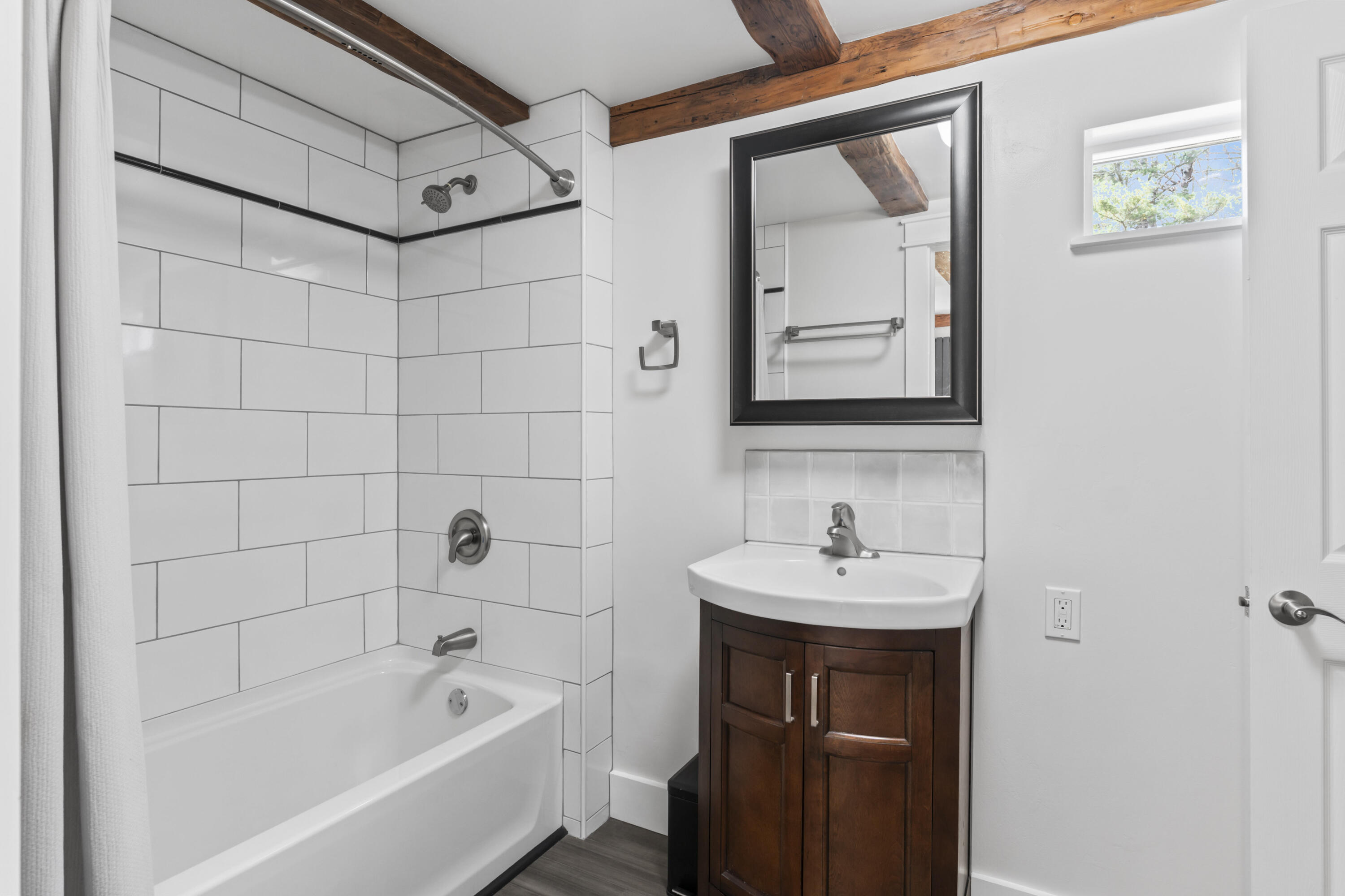 26 Crowell Hill Road