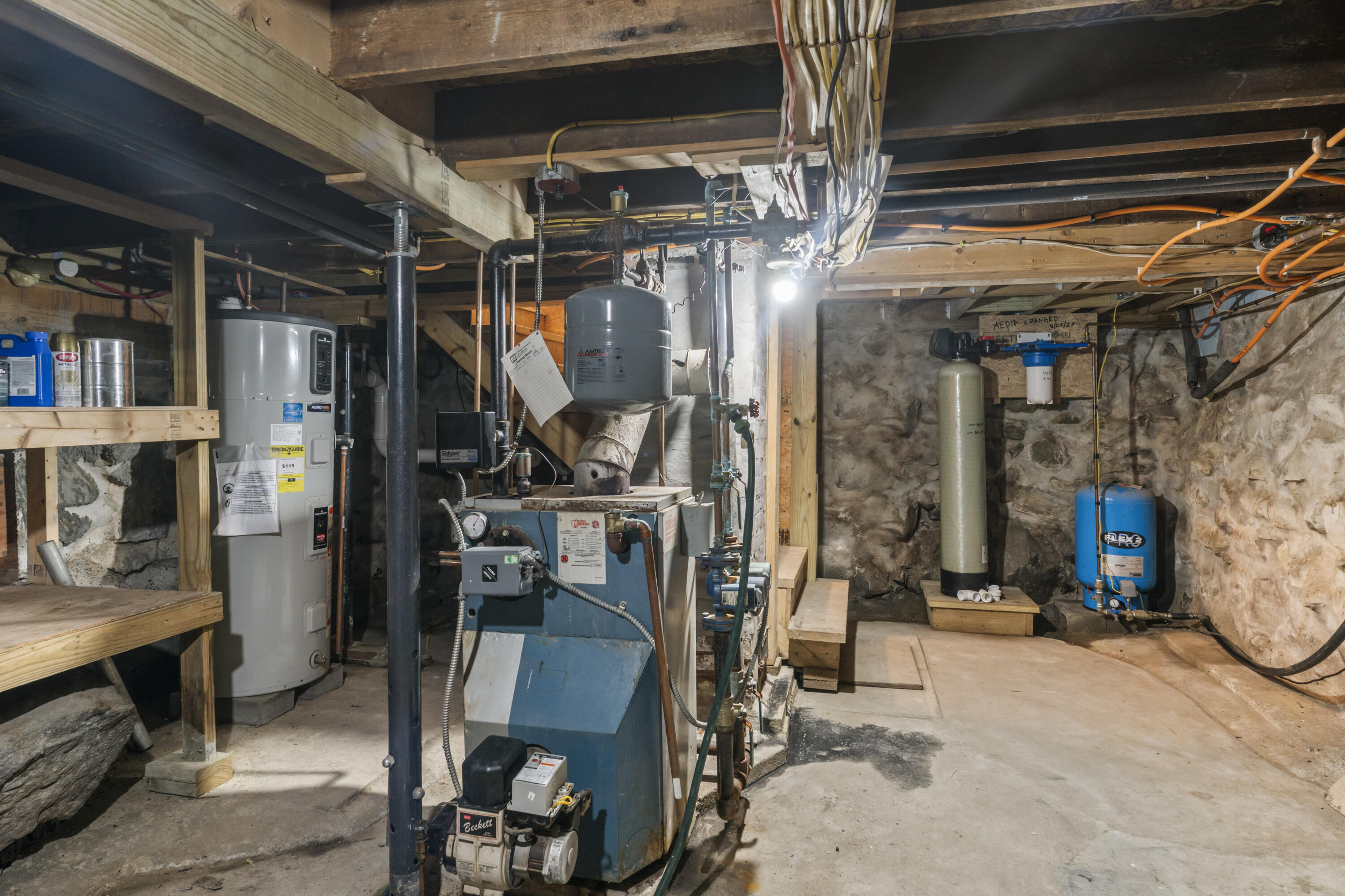 26 Crowell Hill Road