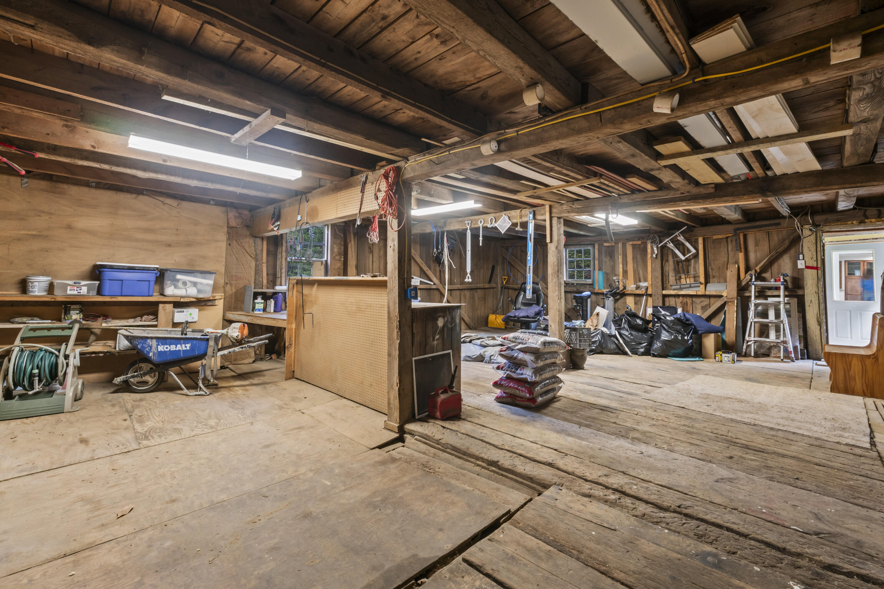 26 Crowell Hill Road