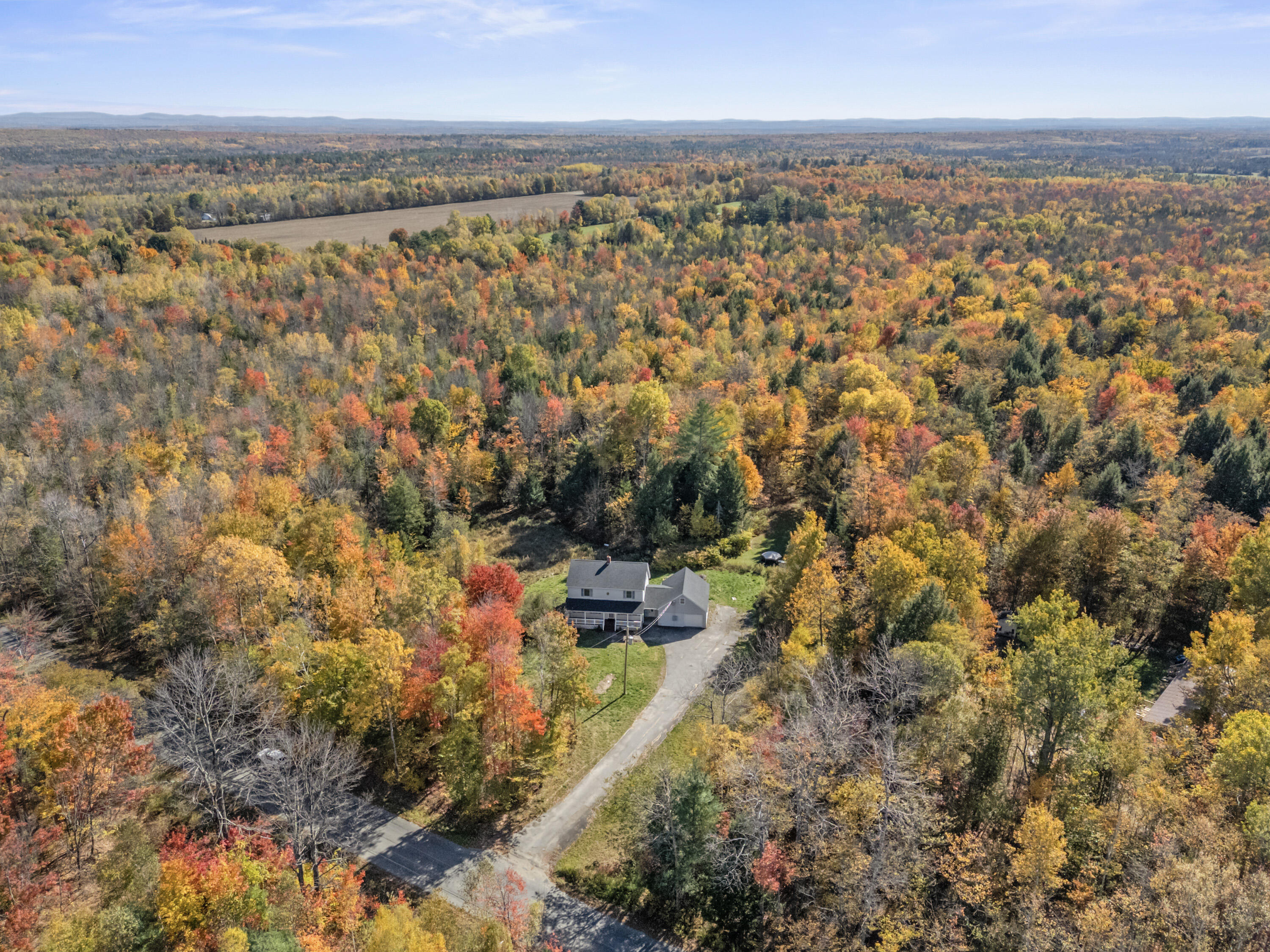 143 Nelson Hill Road, Canaan