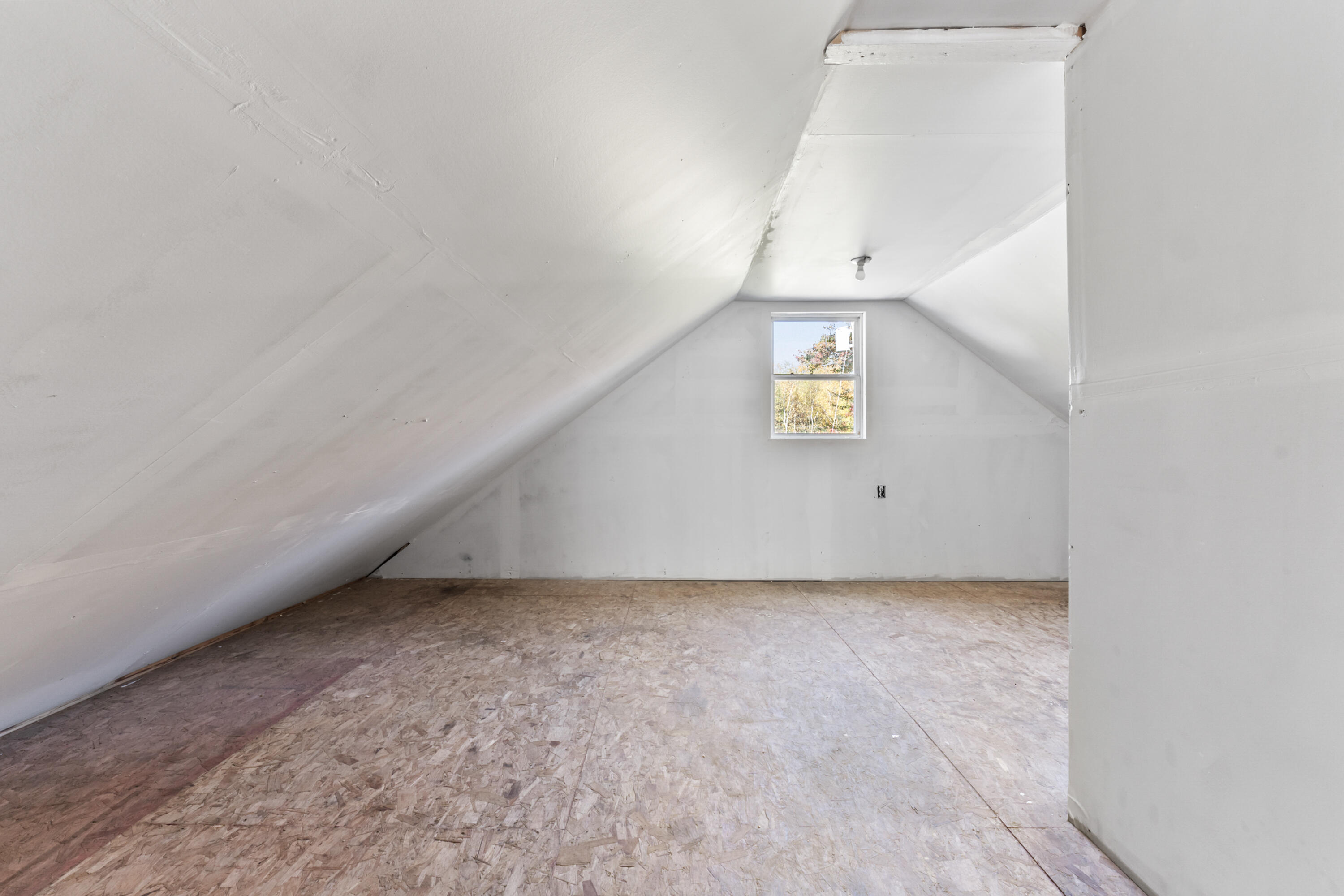 143 Nelson Hill Road, Canaan
