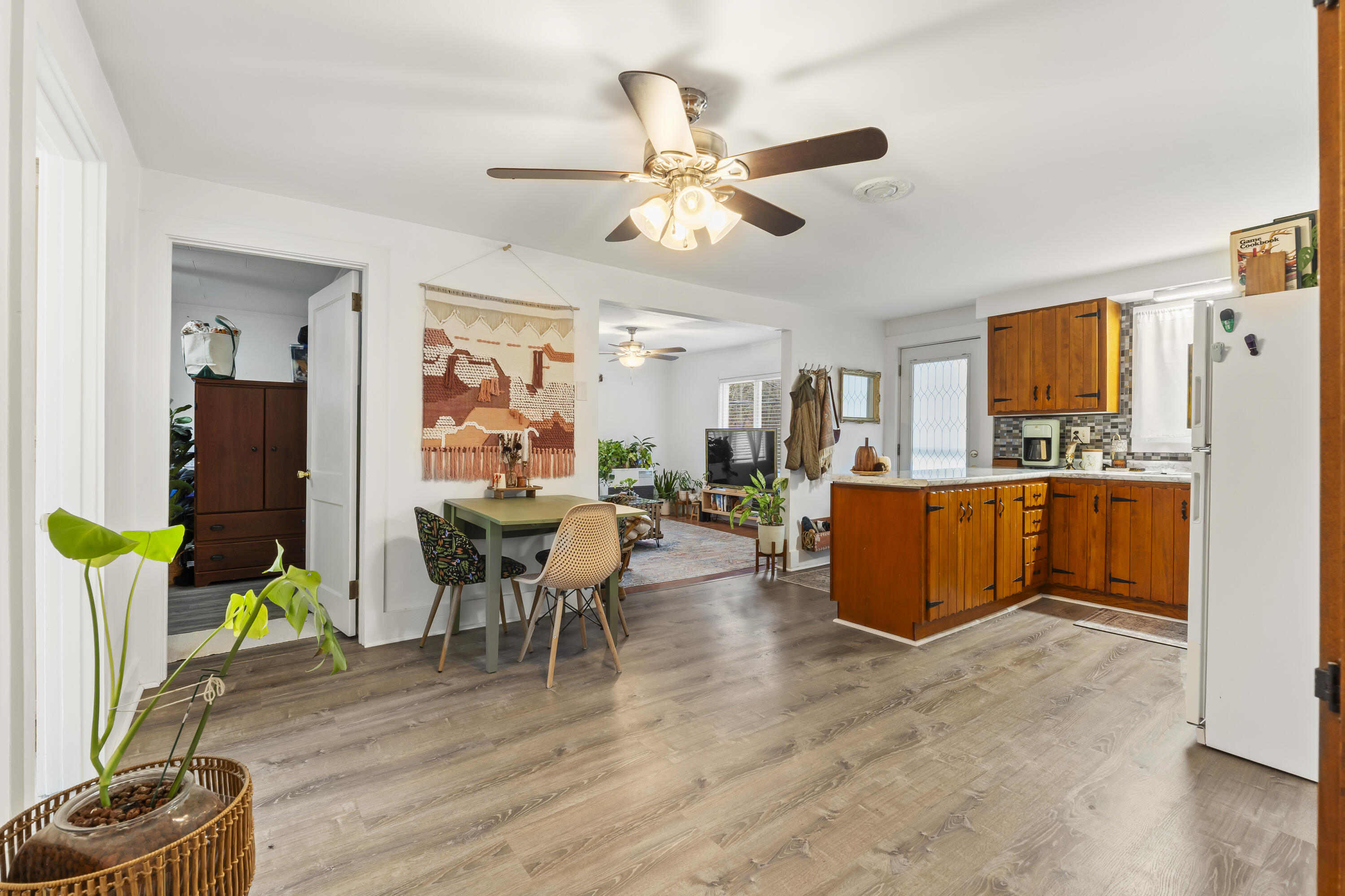 210 Mount Vernon Avenue