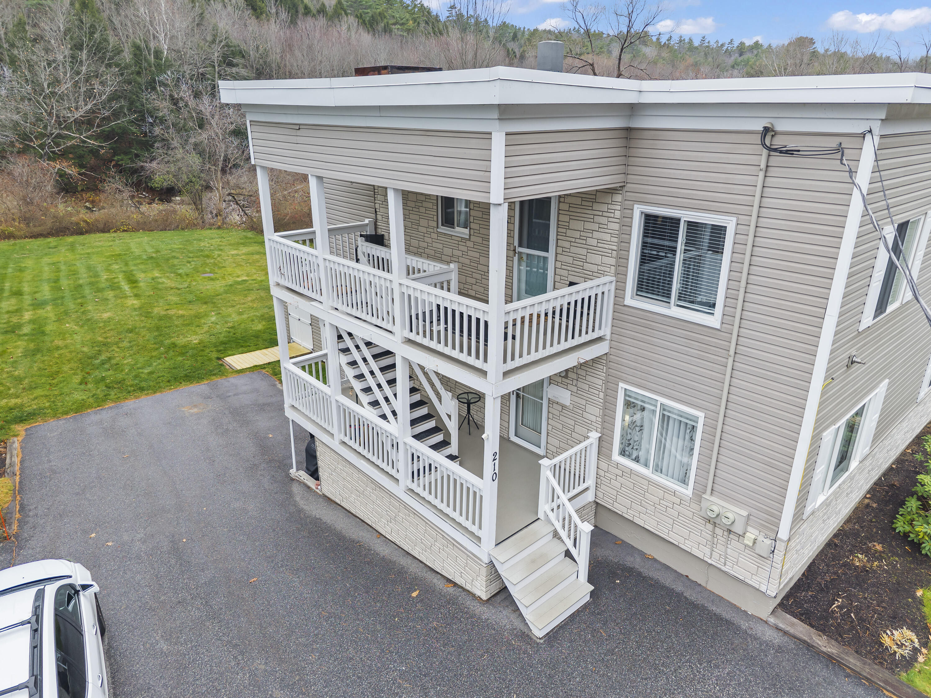 210 Mount Vernon Avenue