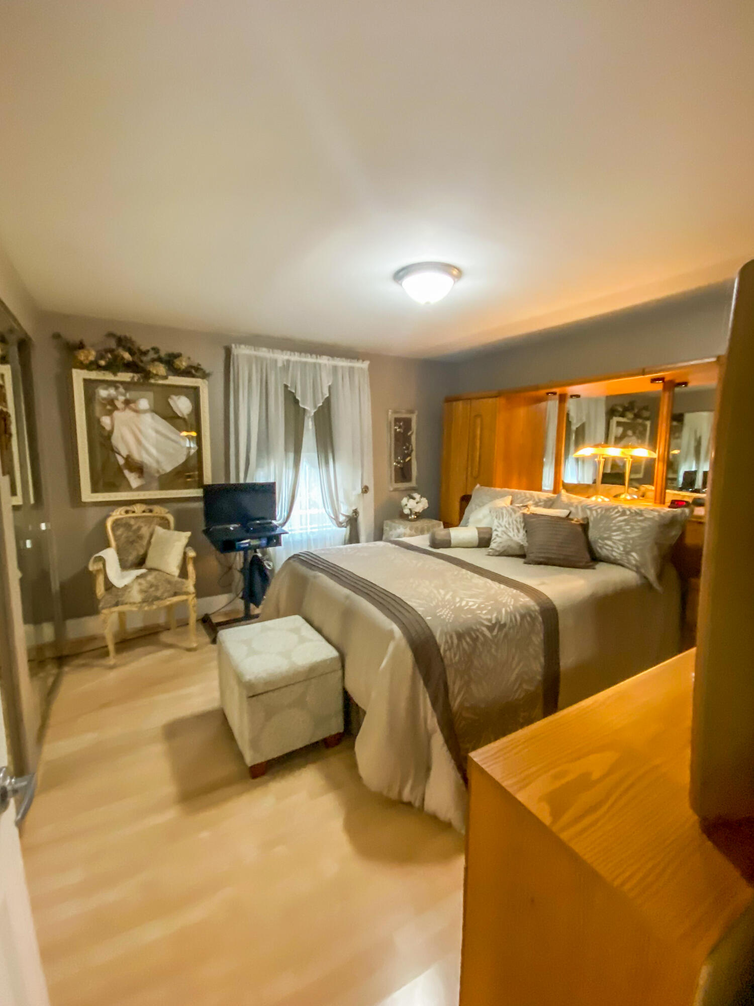 210 Mount Vernon Avenue