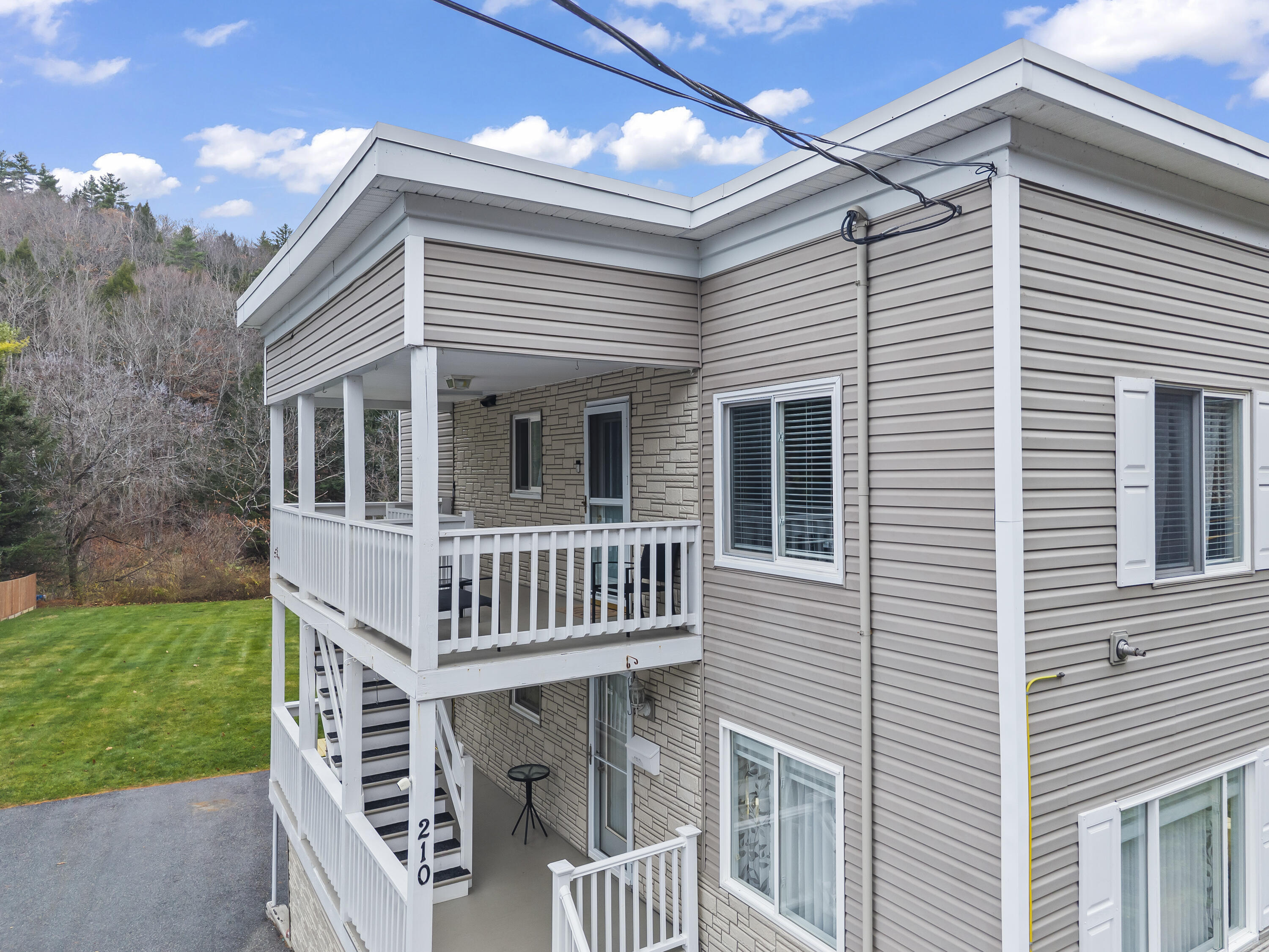 210 Mount Vernon Avenue