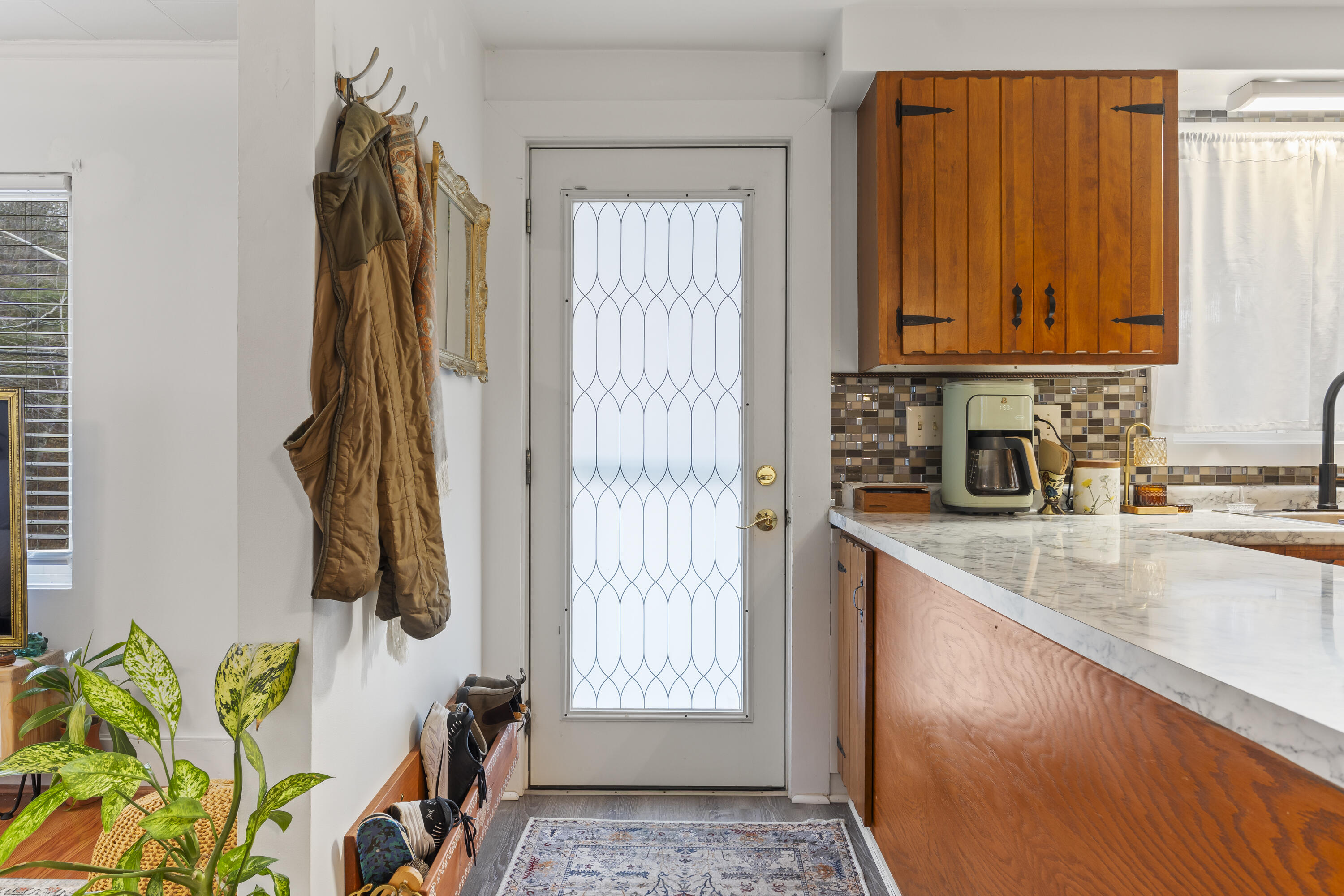 210 Mount Vernon Avenue