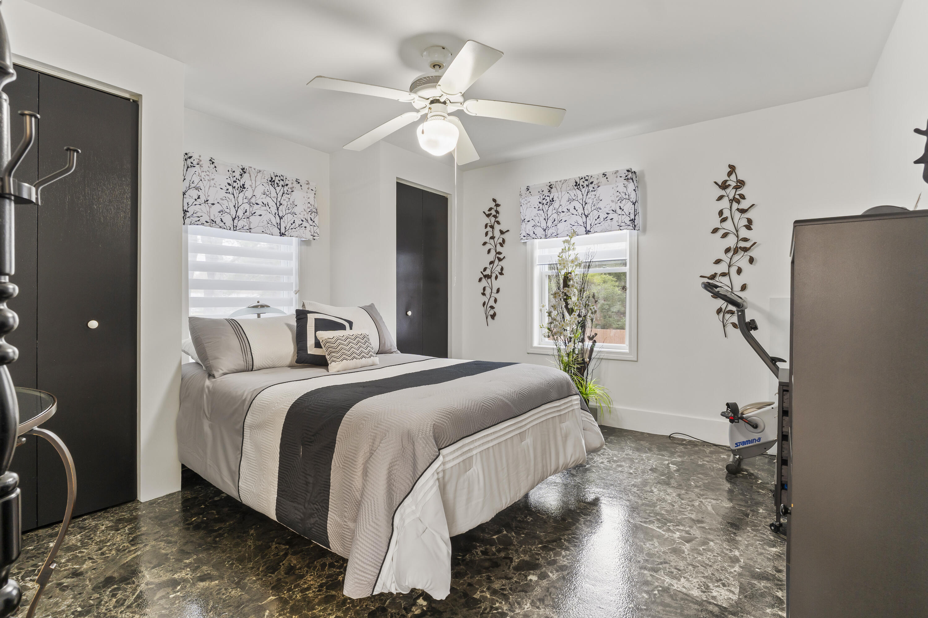 210 Mount Vernon Avenue