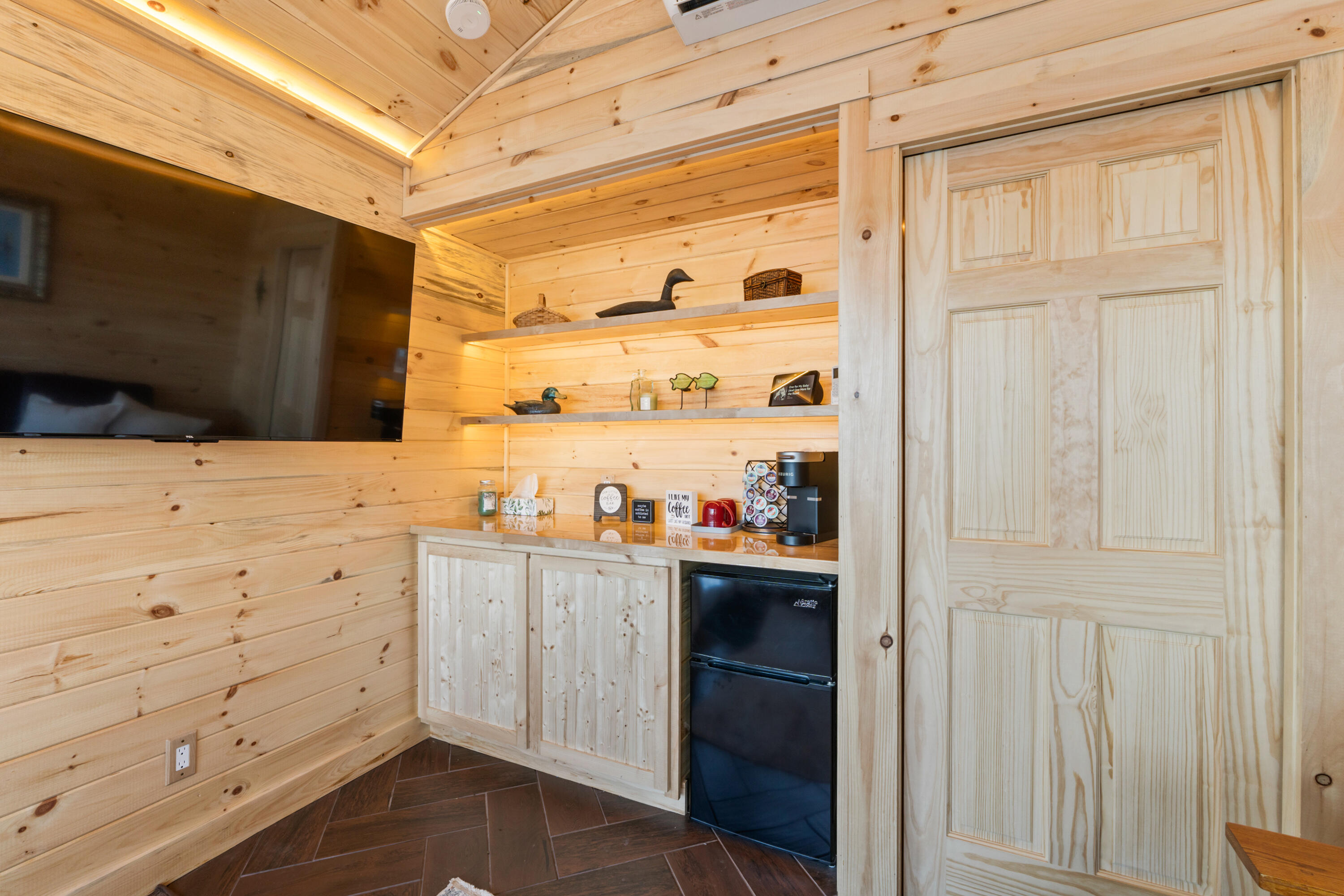 1105 S Belfast Avenue