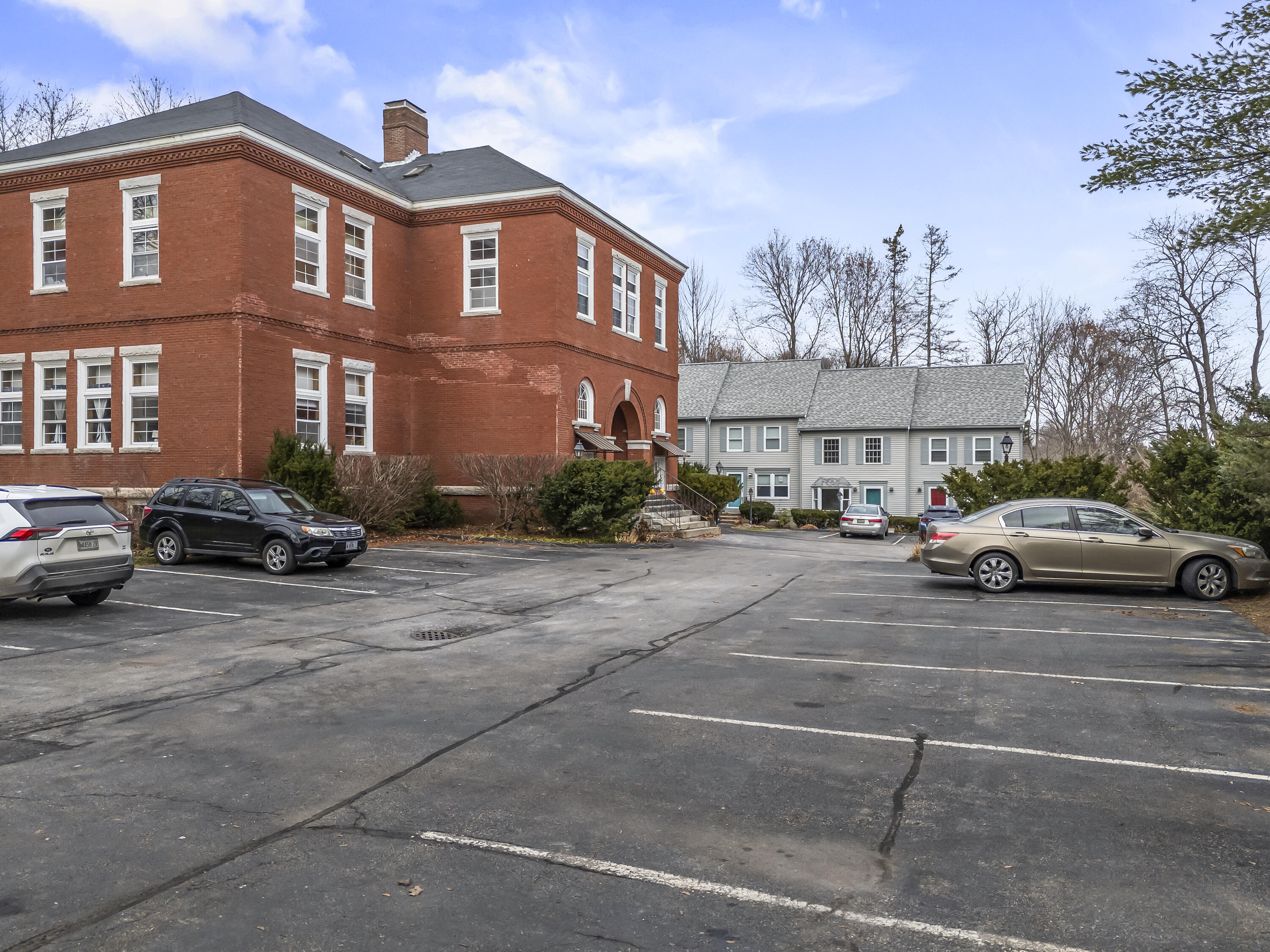 85 Middle Street 12