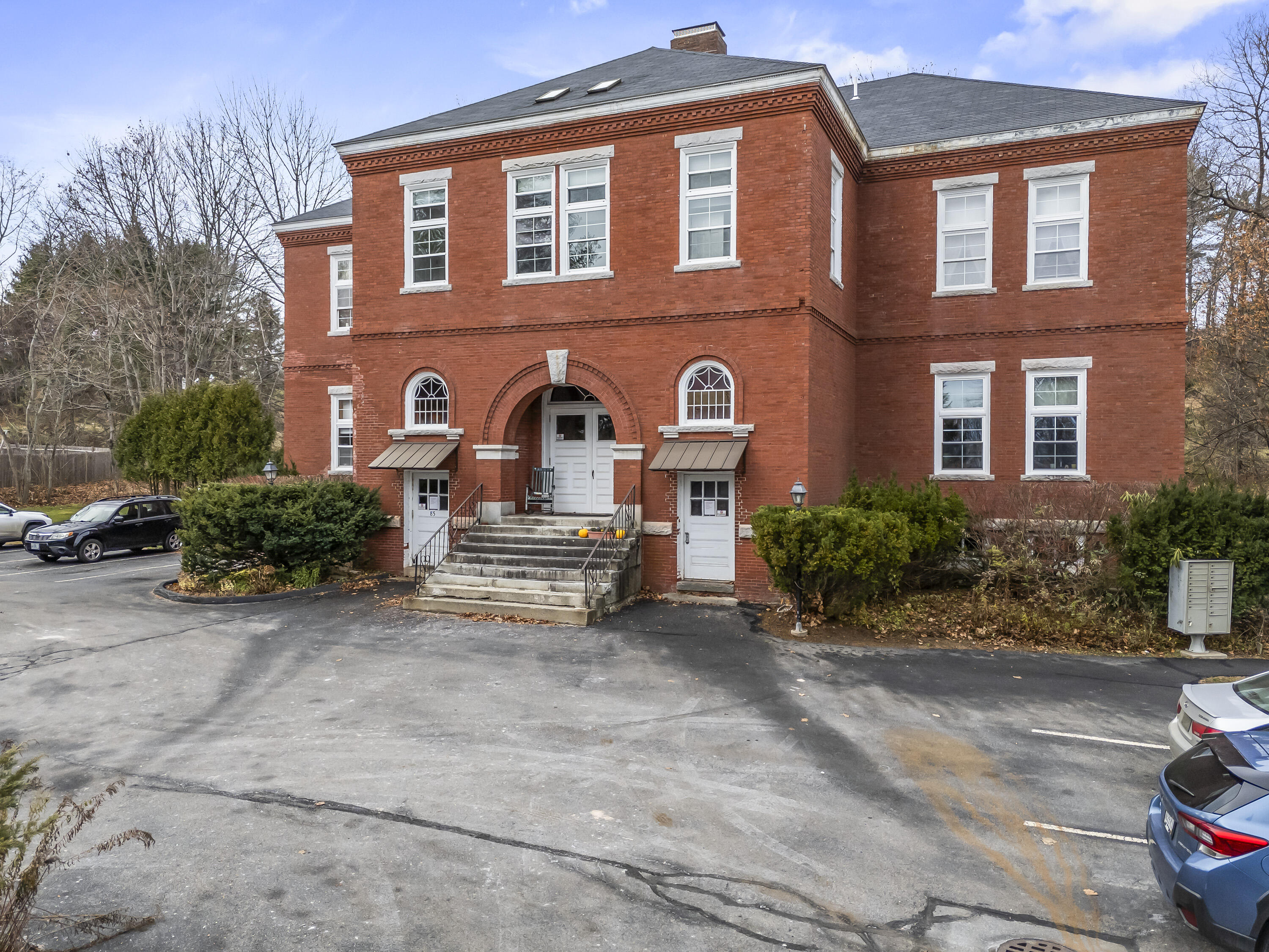 85 Middle Street 12