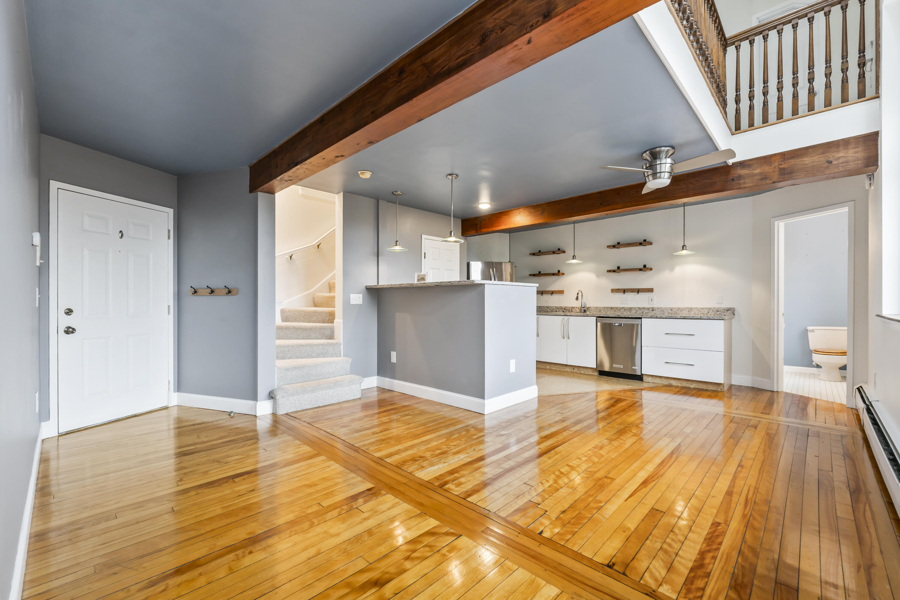 85 Middle Street 12