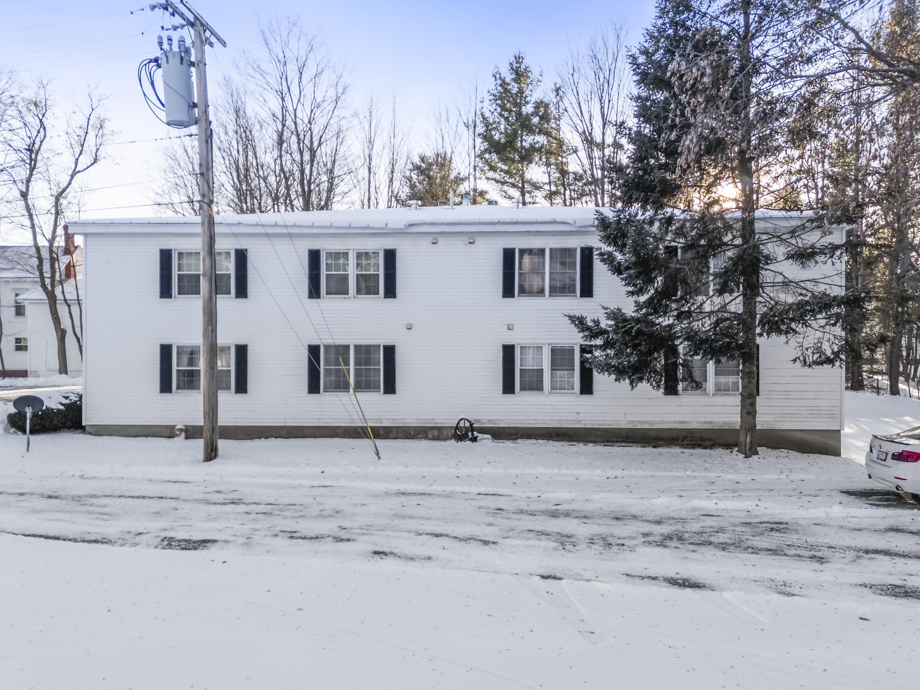 50 Pleasant Street 4