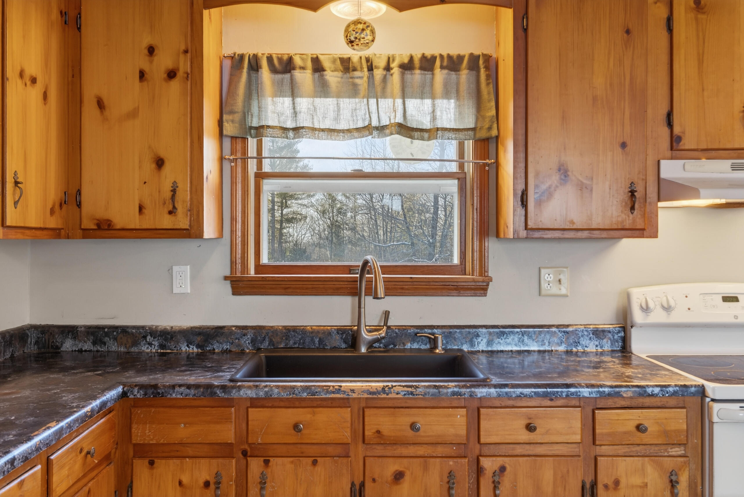 172 Baldwin Hill Road