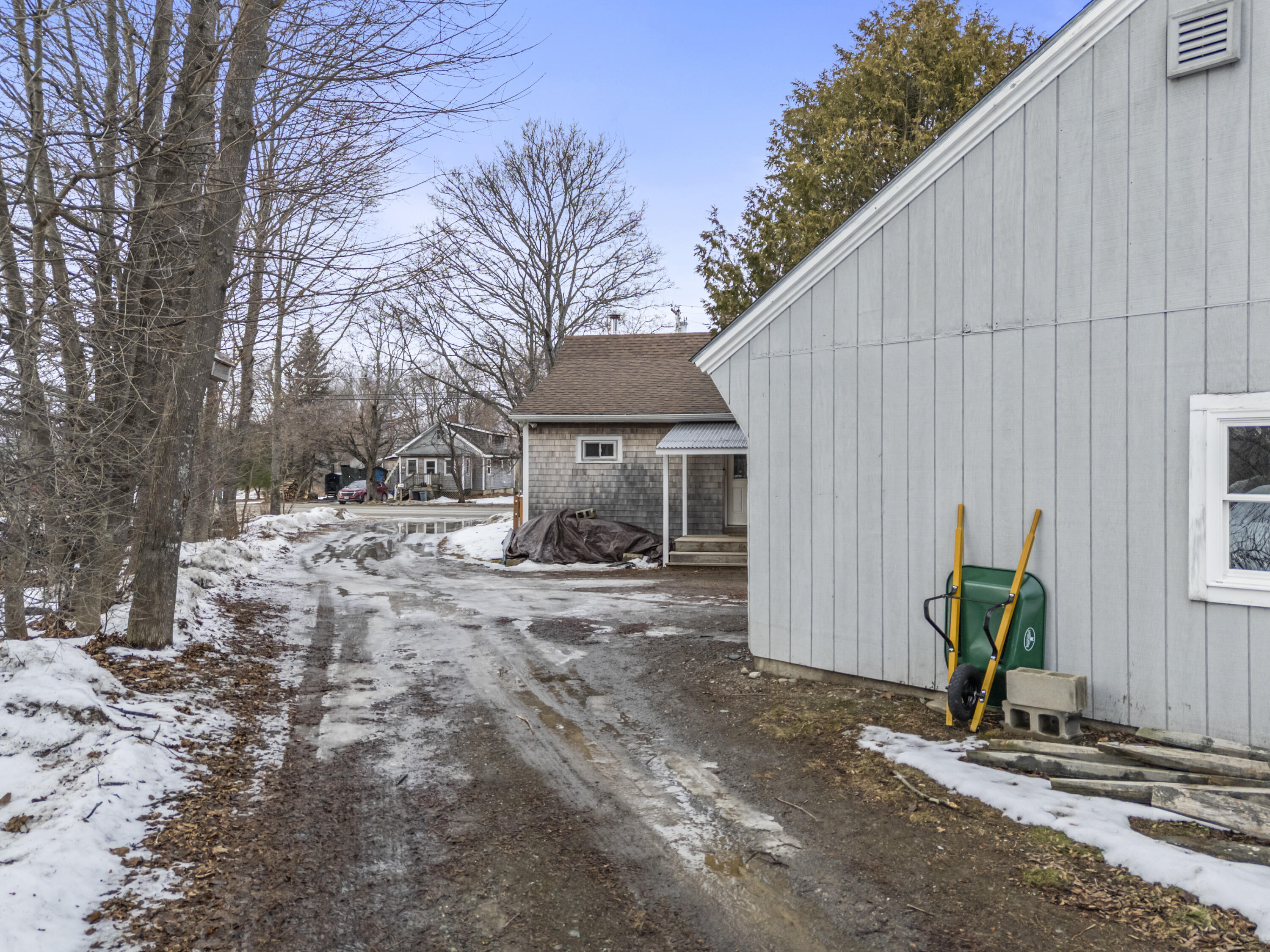 202 River Road