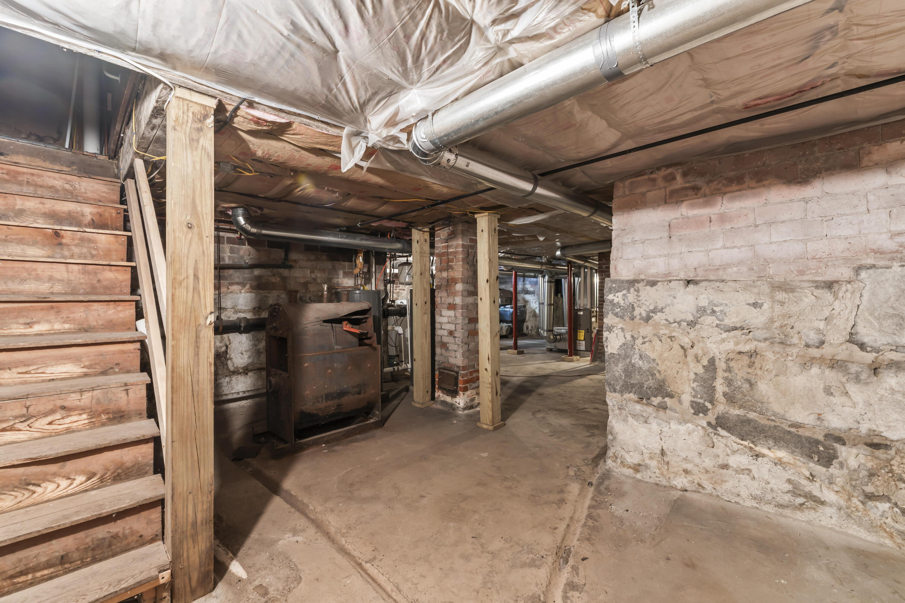 10 Maple Street