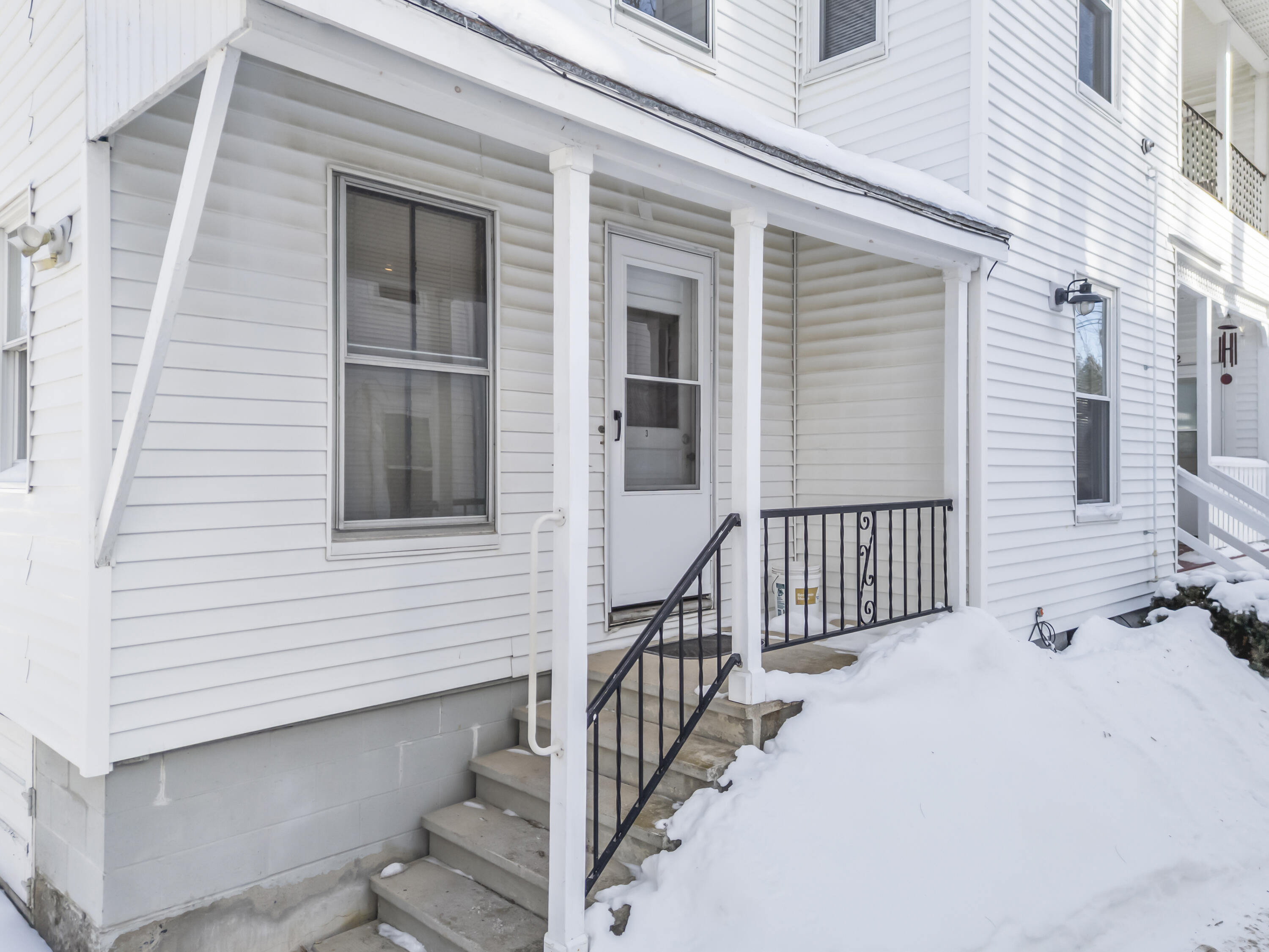10 Maple Street