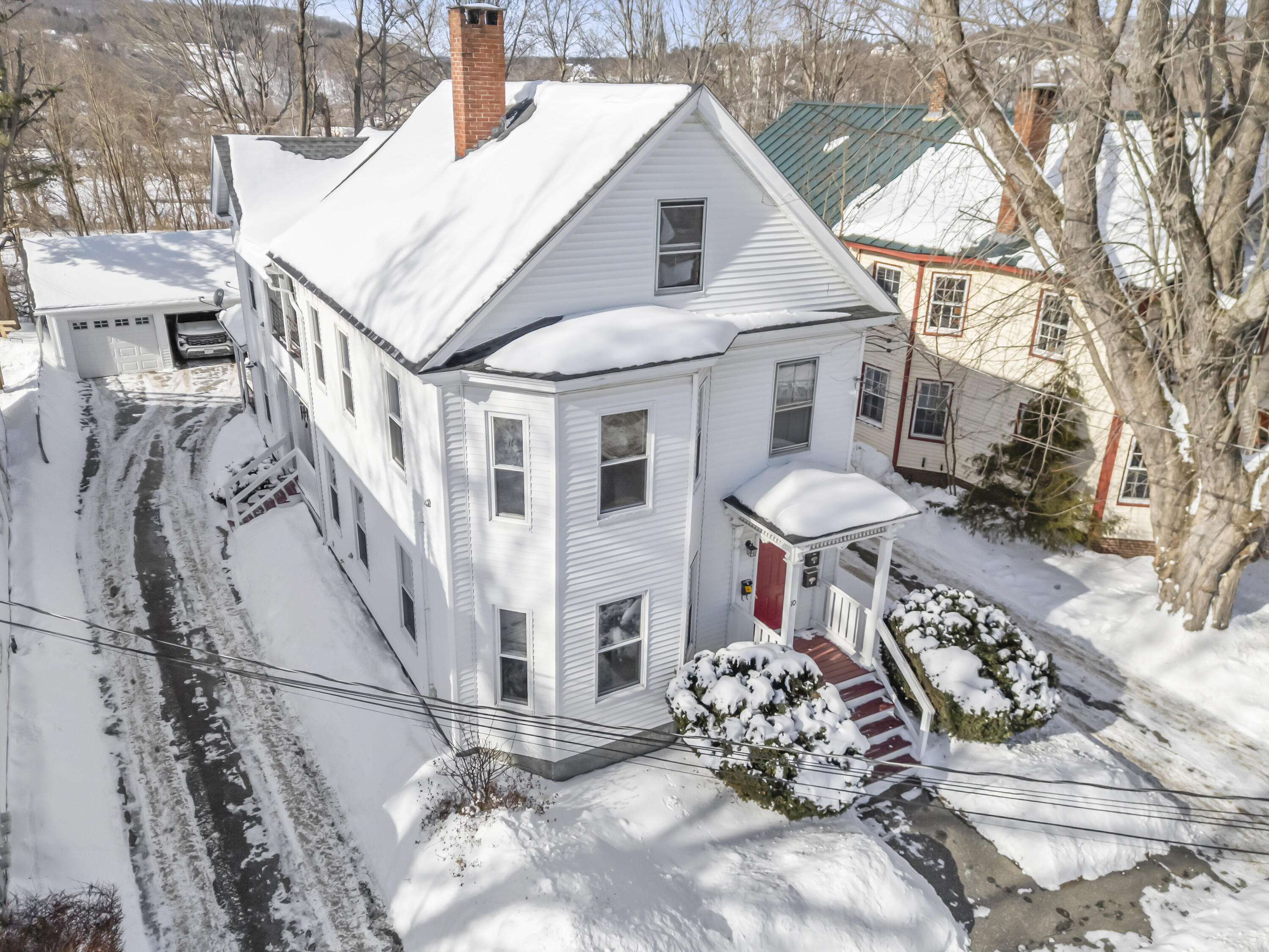 10 Maple Street