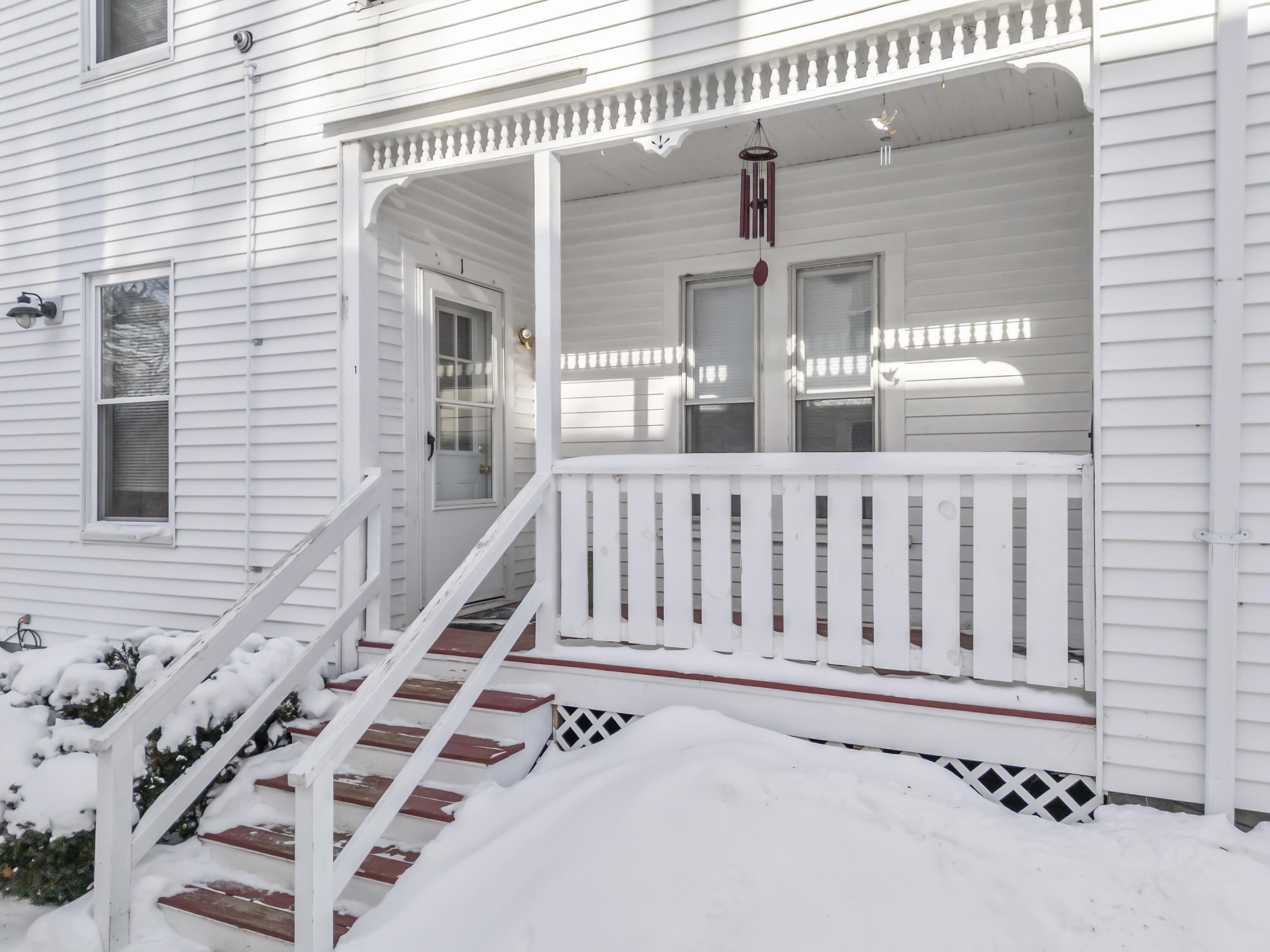10 Maple Street
