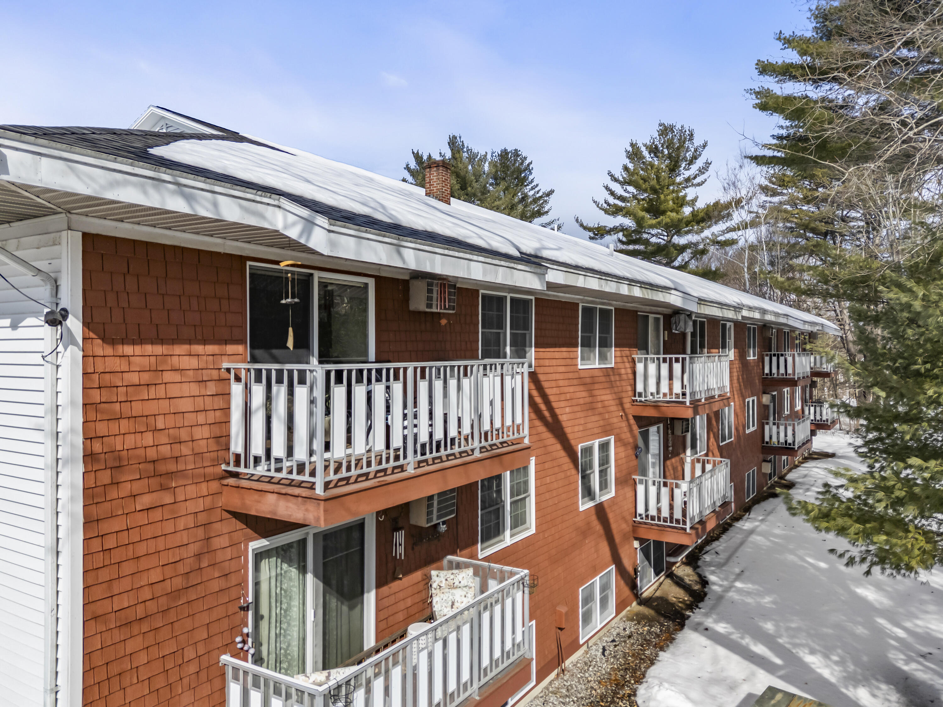 600 Riverside Drive 18