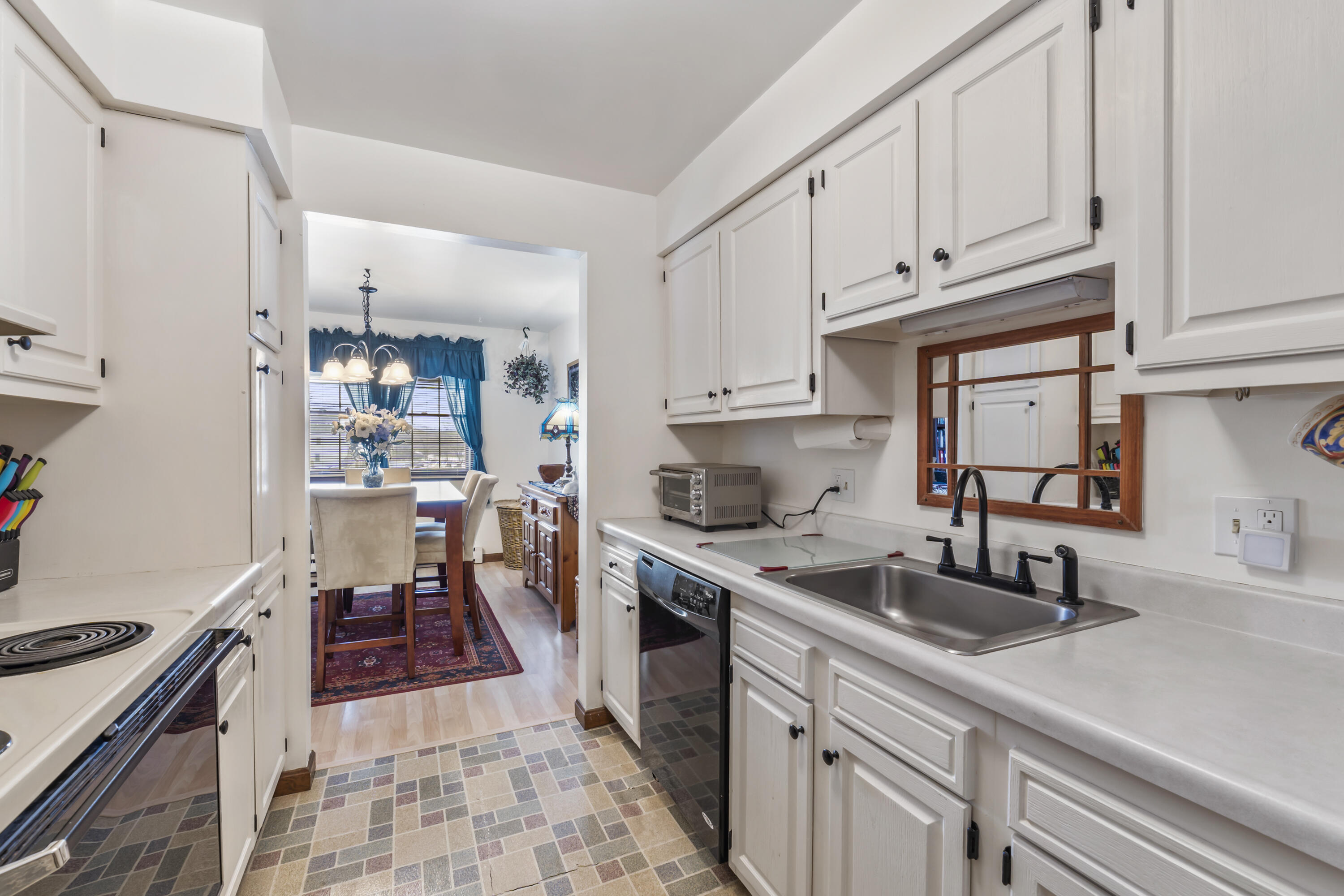 600 Riverside Drive 18