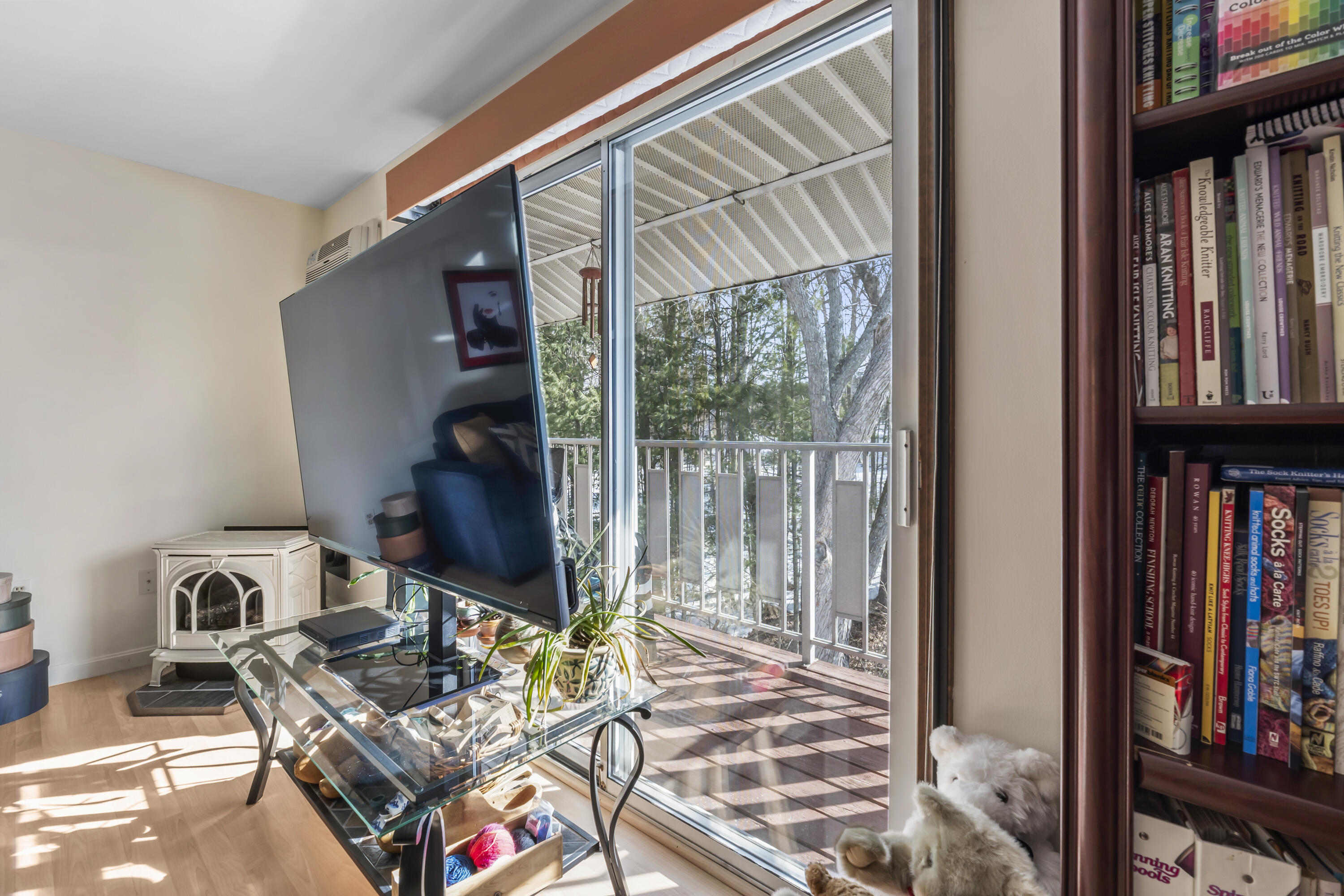 600 Riverside Drive 18