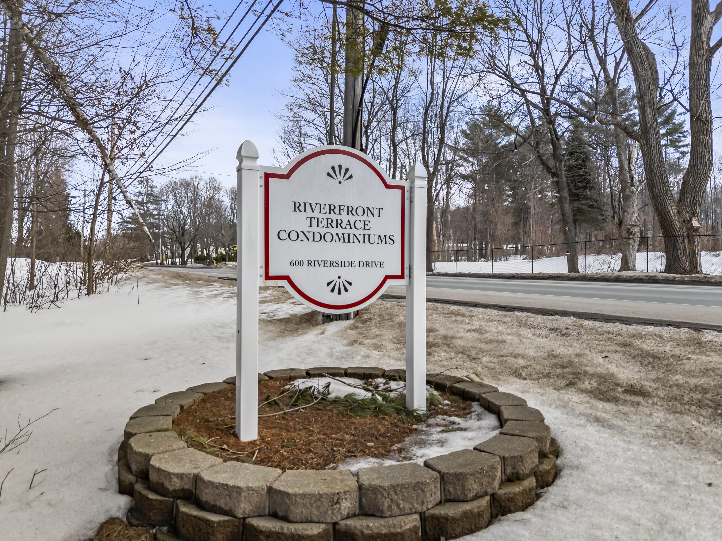 600 Riverside Drive 18