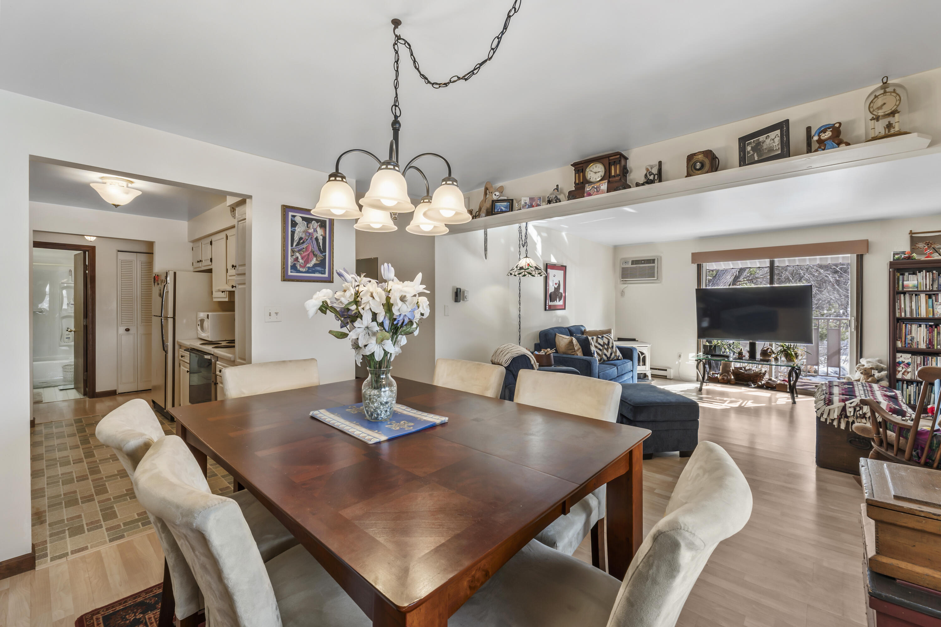 600 Riverside Drive 18