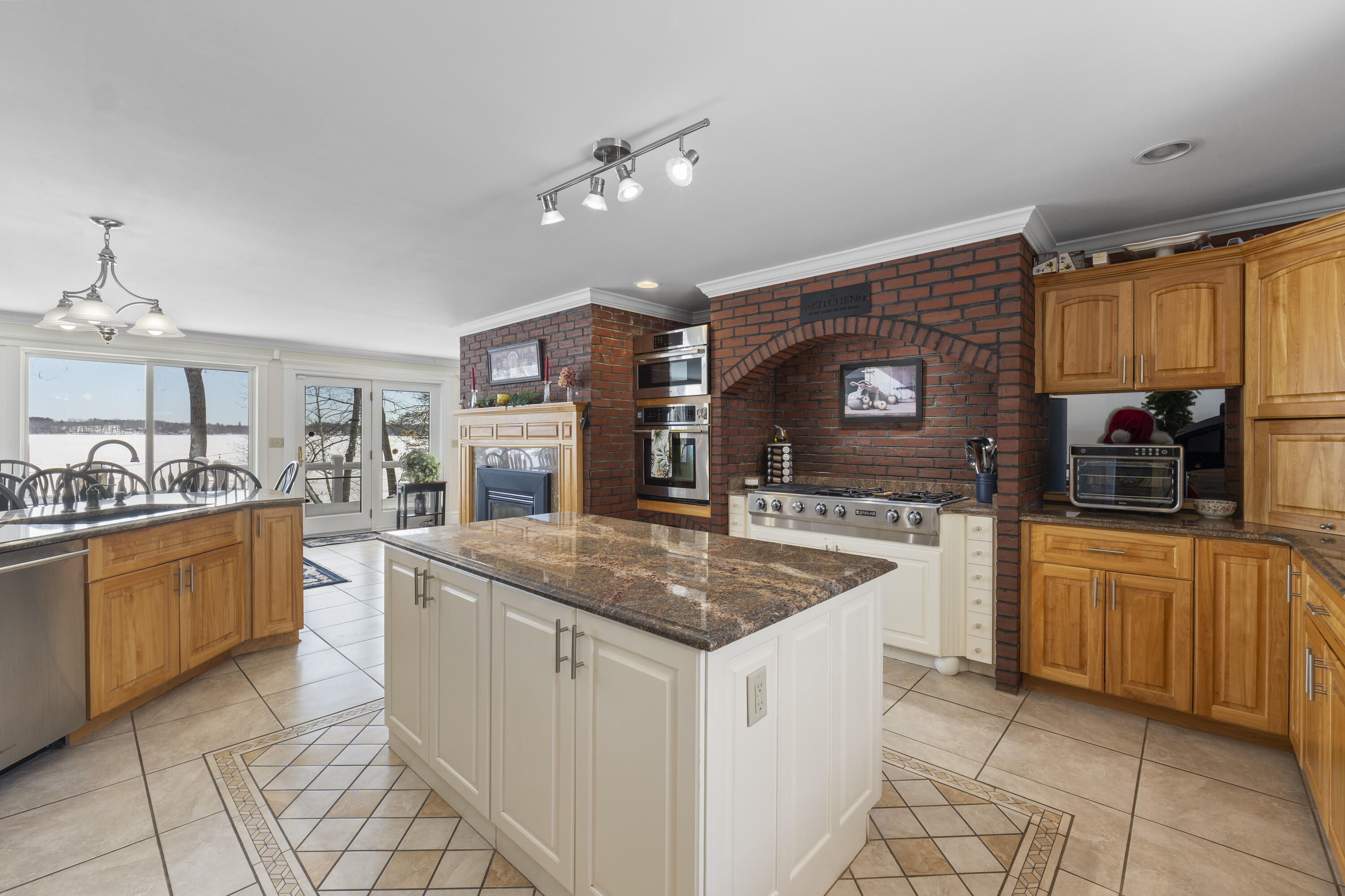 6 Lufkin Lane