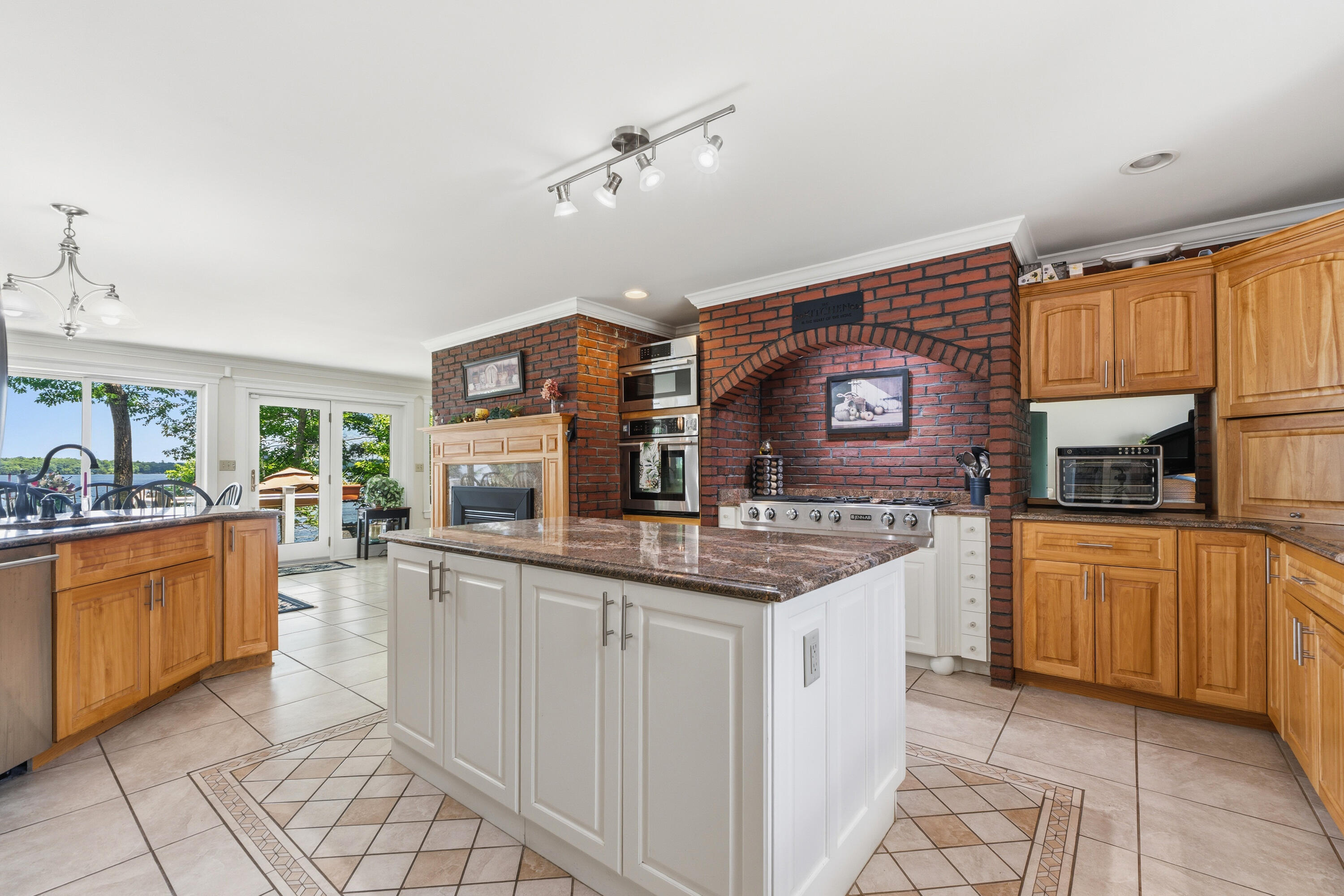 6 Lufkin Lane