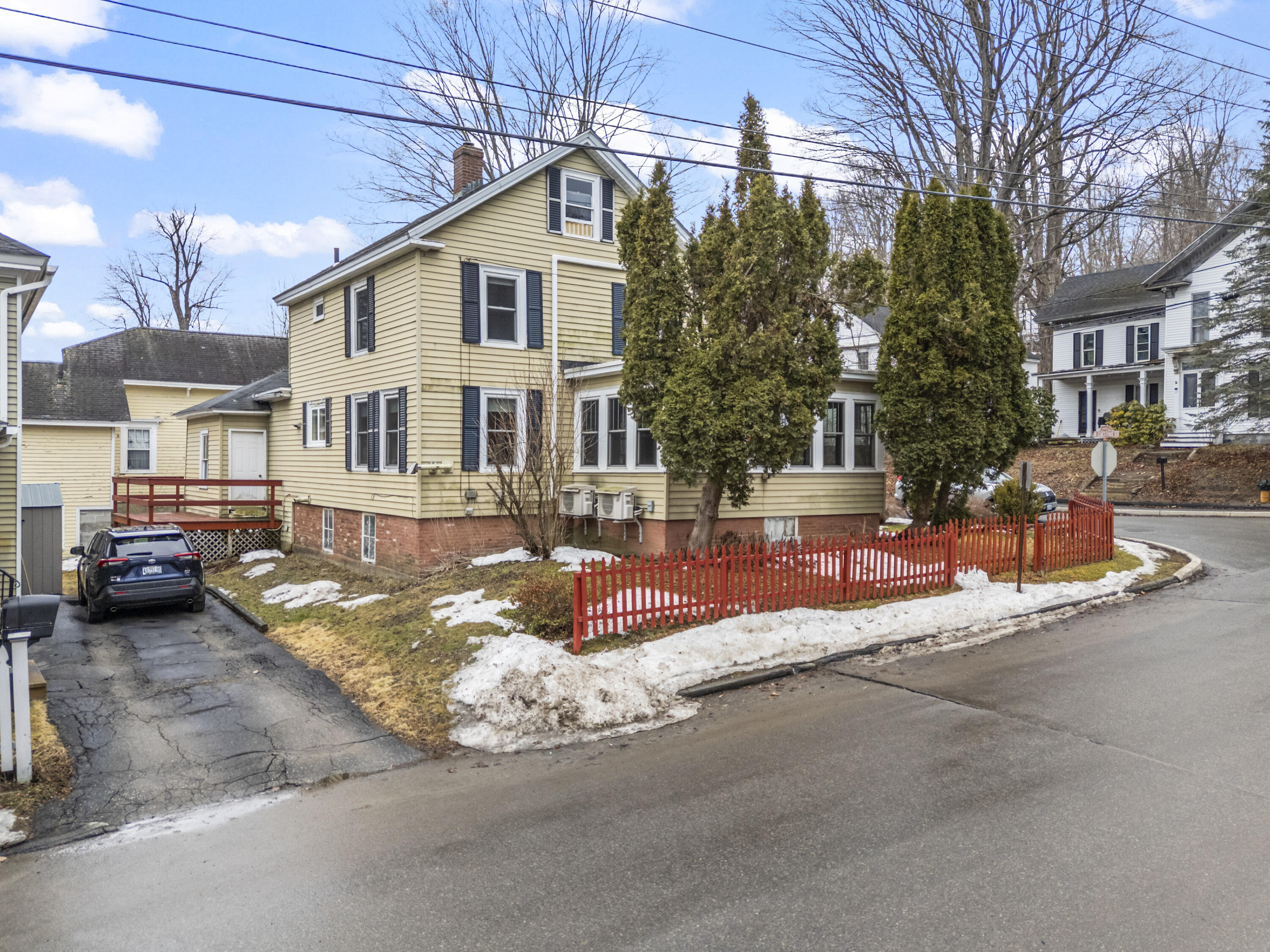 21 N Chestnut Street