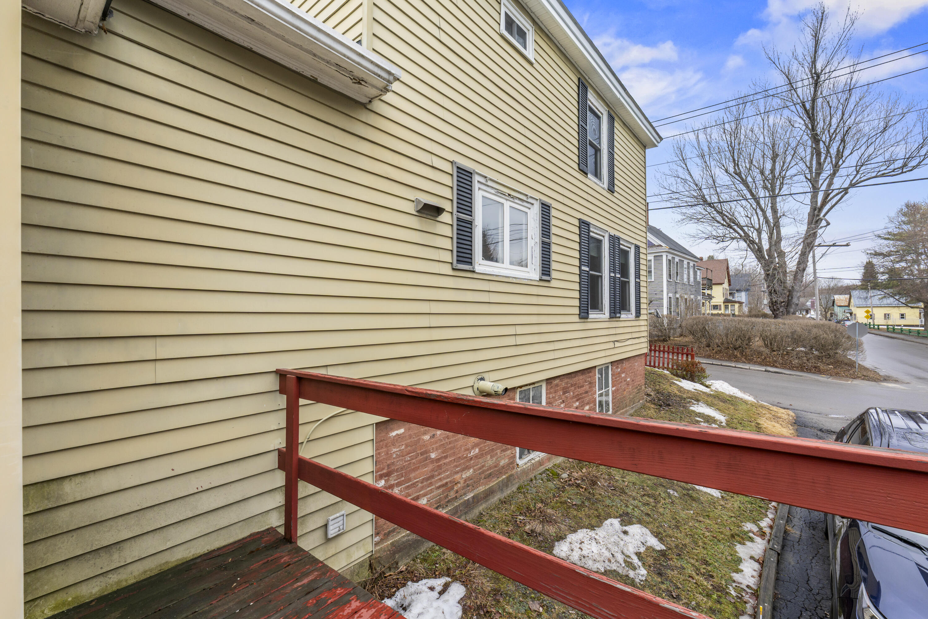 21 N Chestnut Street