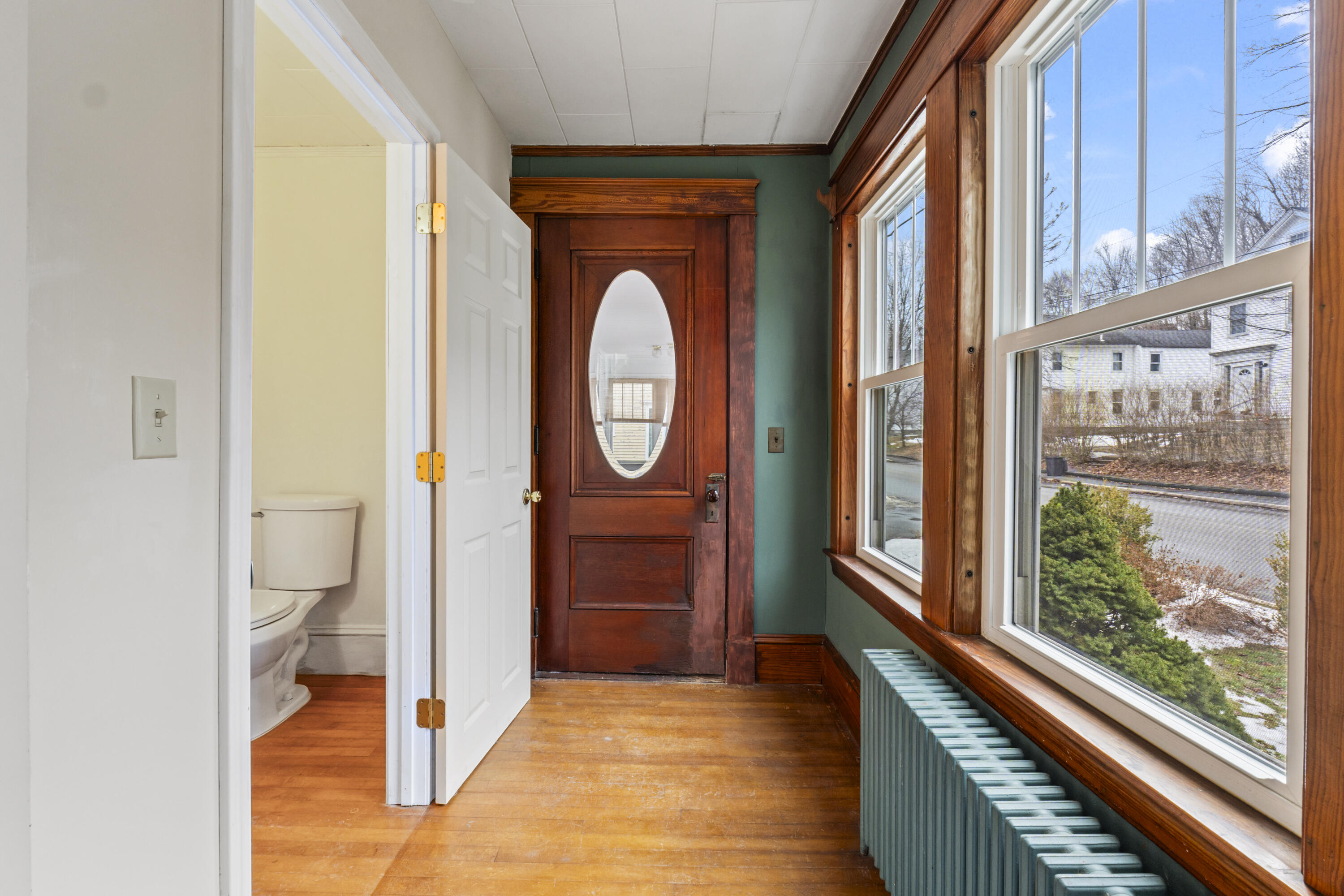 21 N Chestnut Street