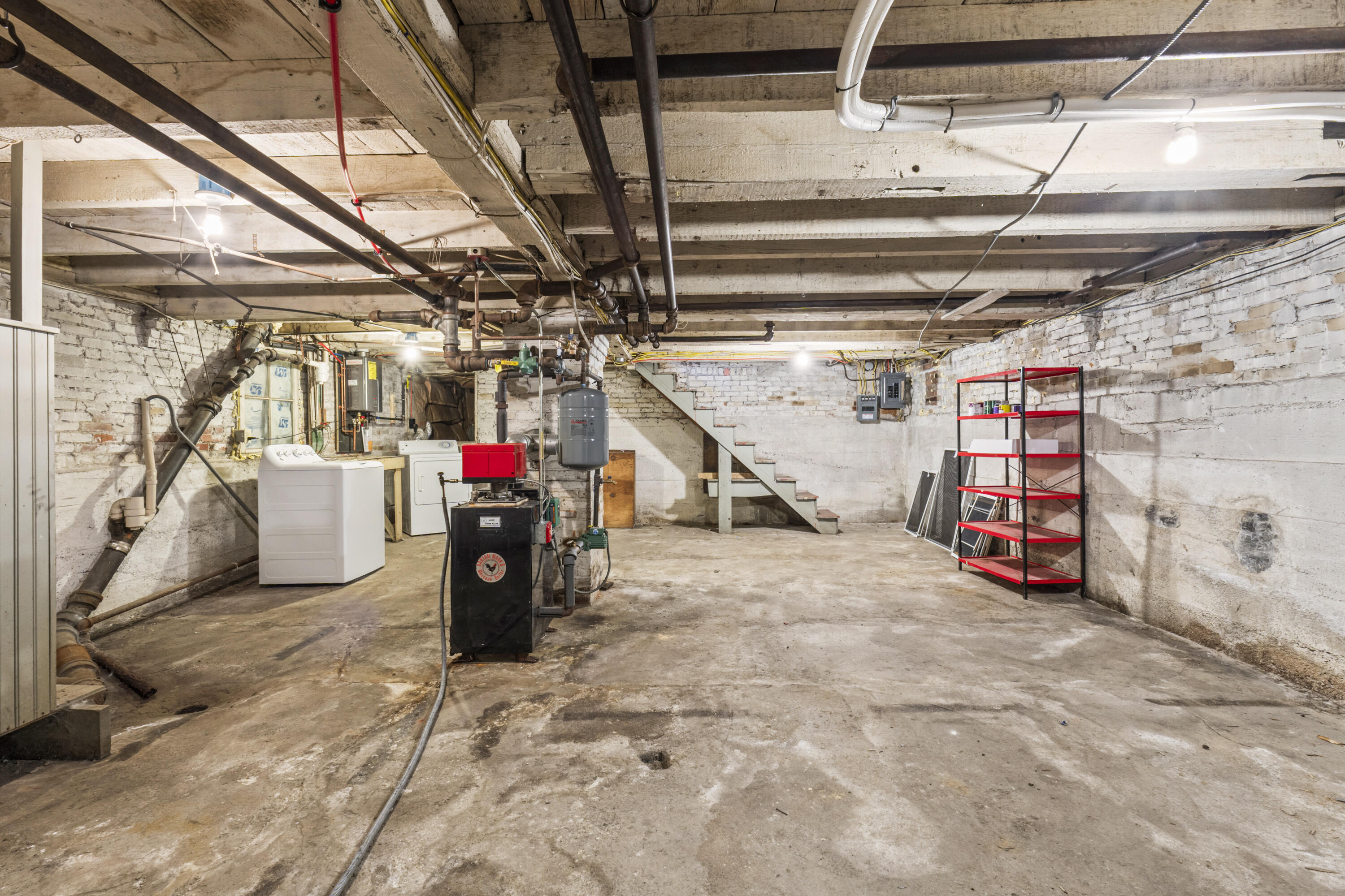 21 N Chestnut Street
