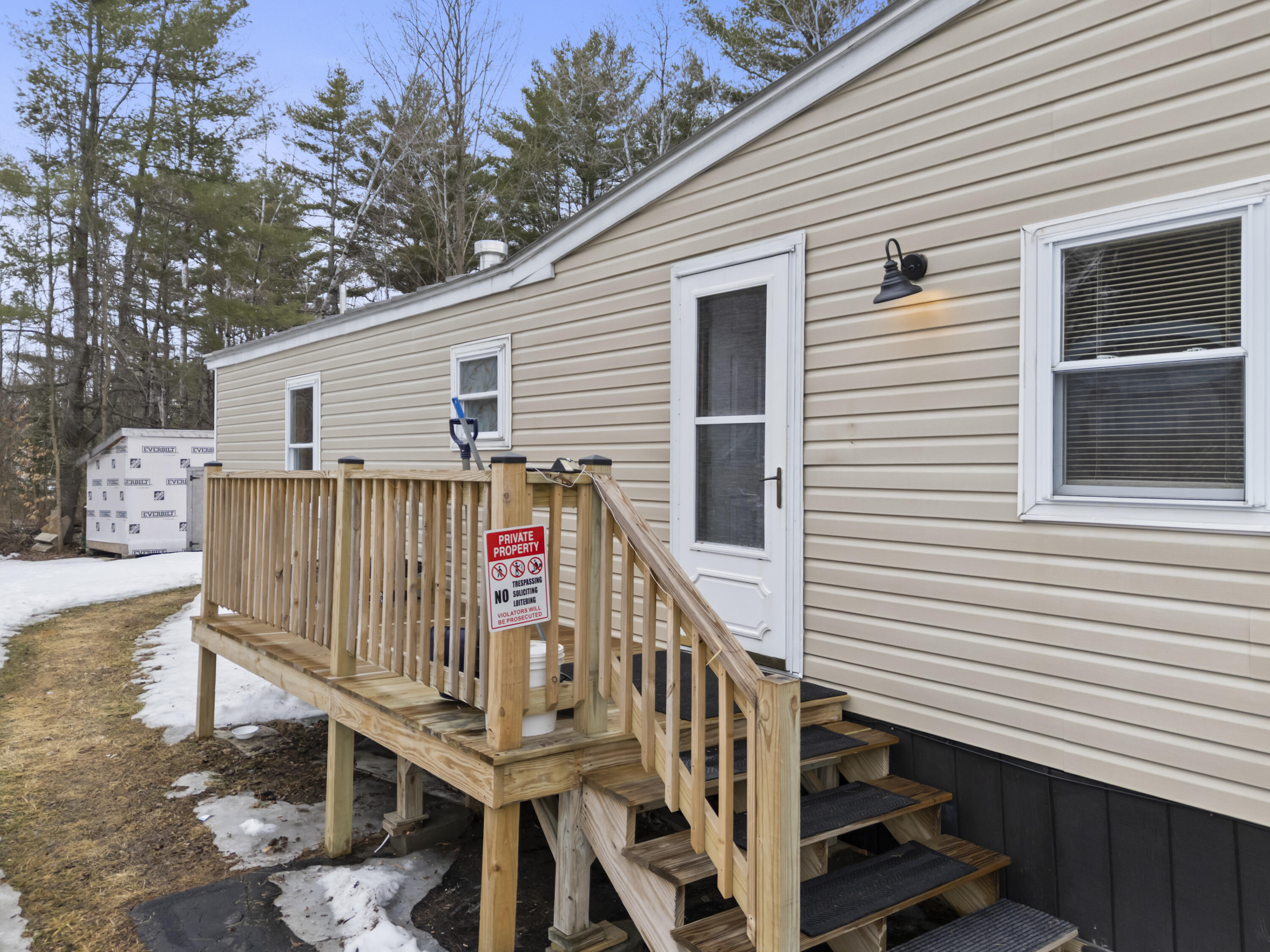 10 Village Green Road