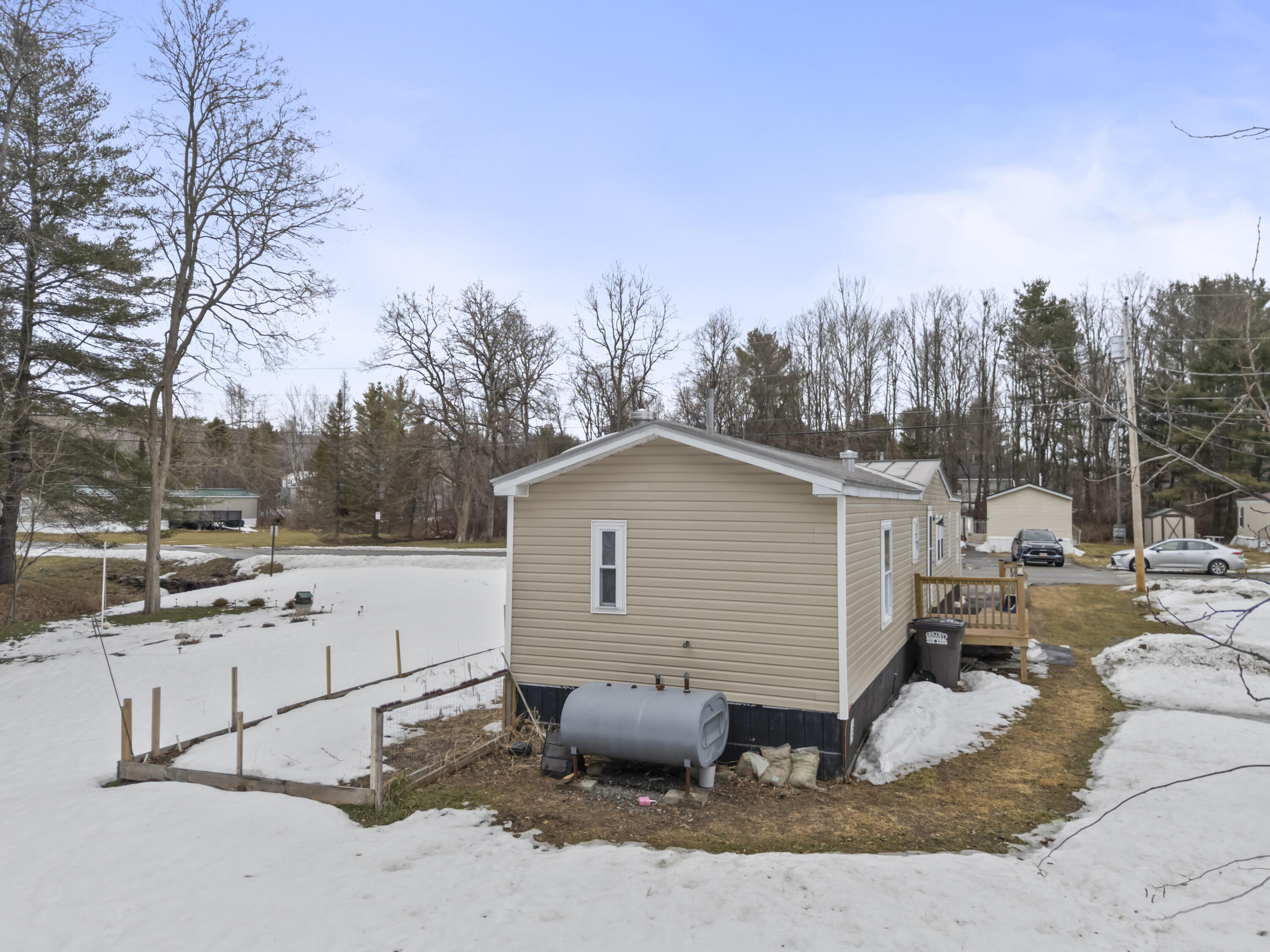 10 Village Green Road