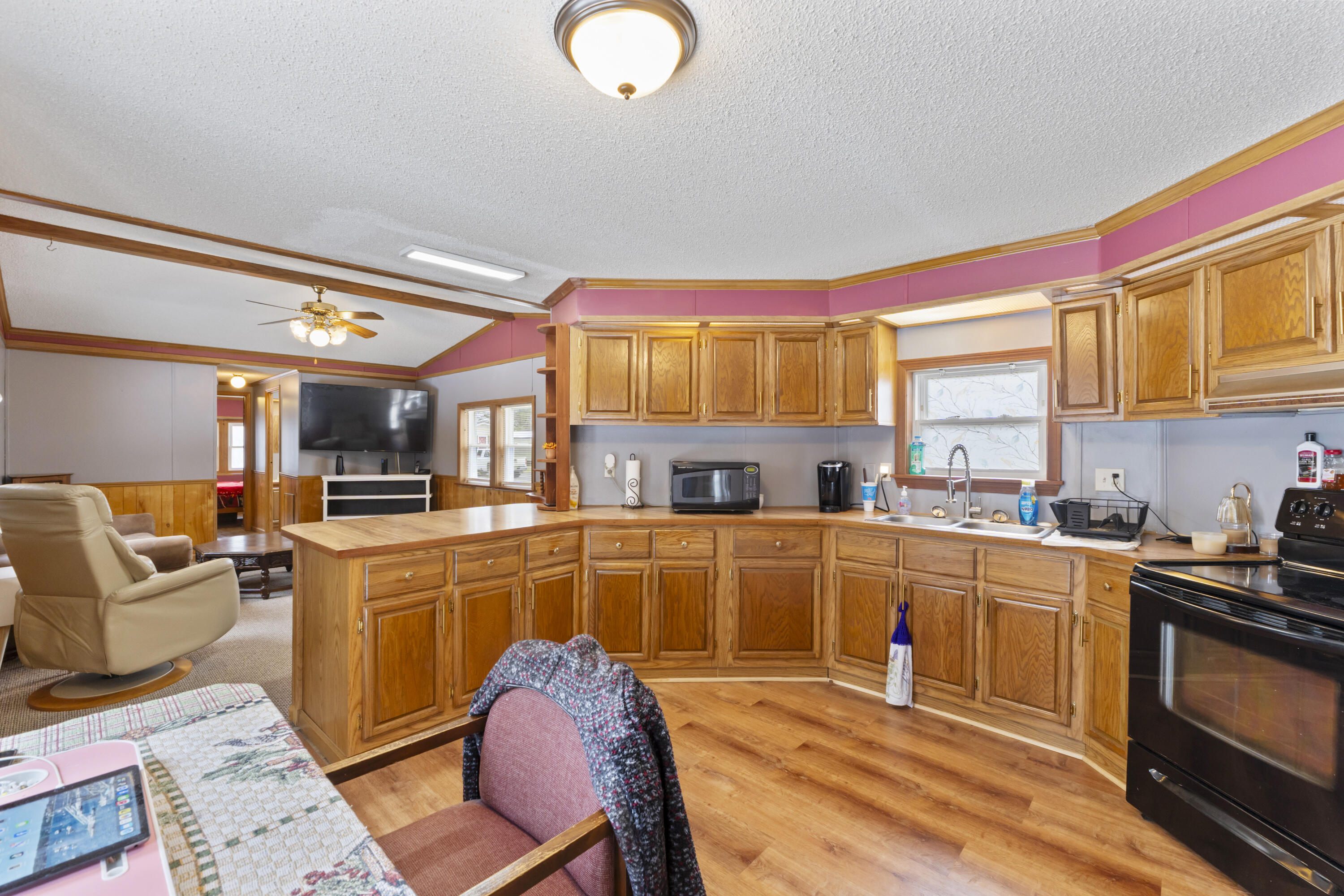 10 Village Green Road