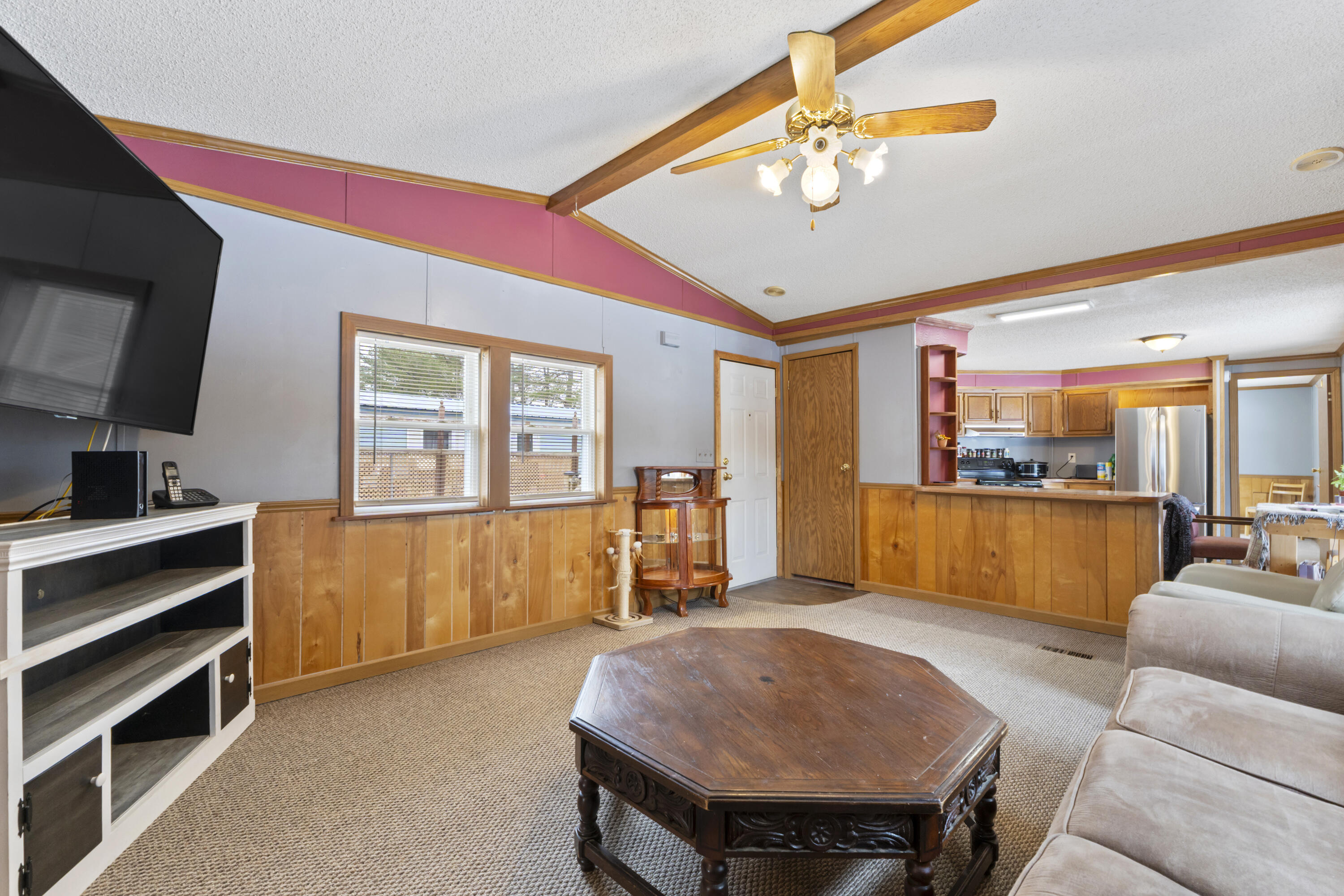 10 Village Green Road