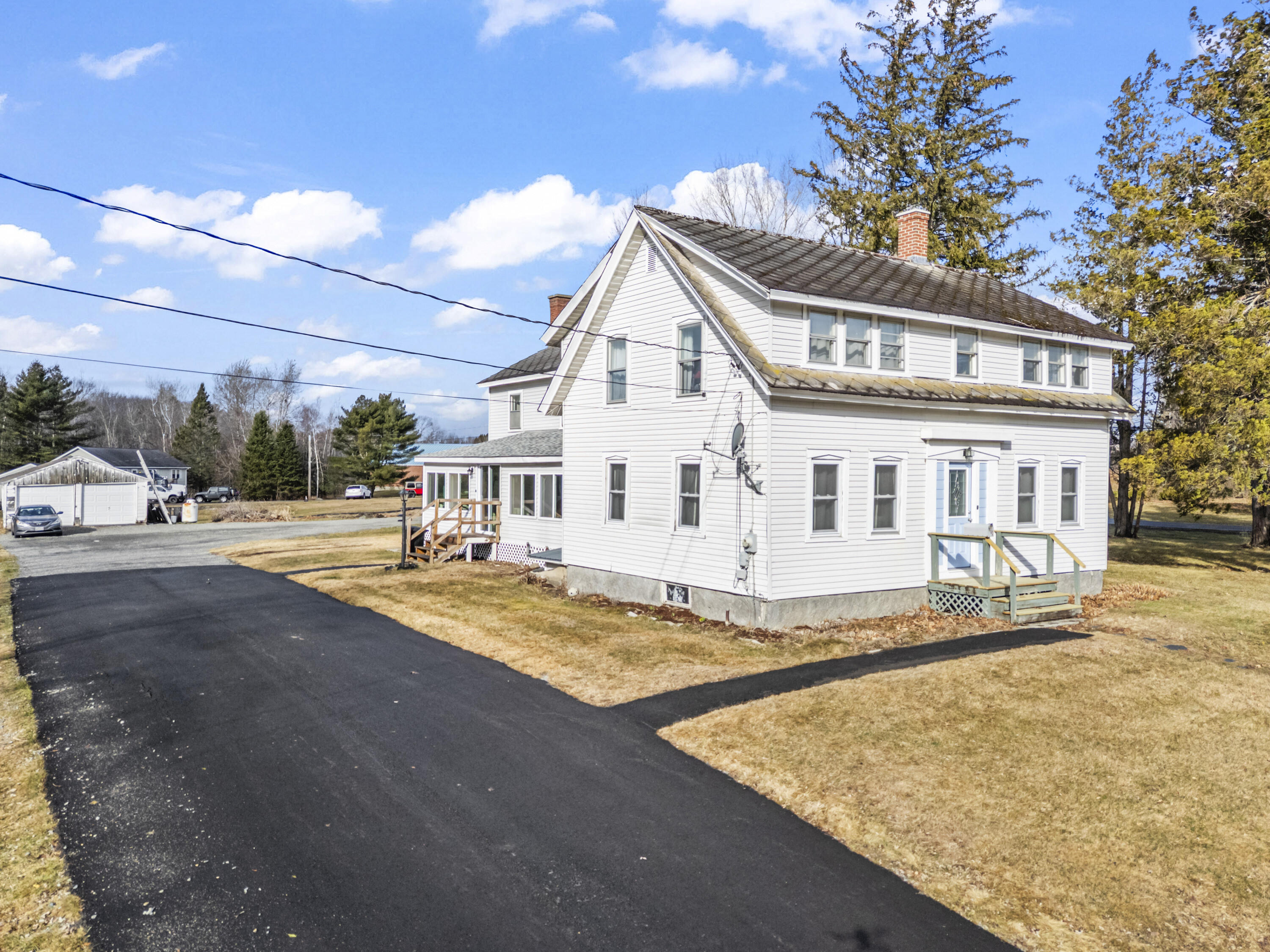 308 Hartland Avenue