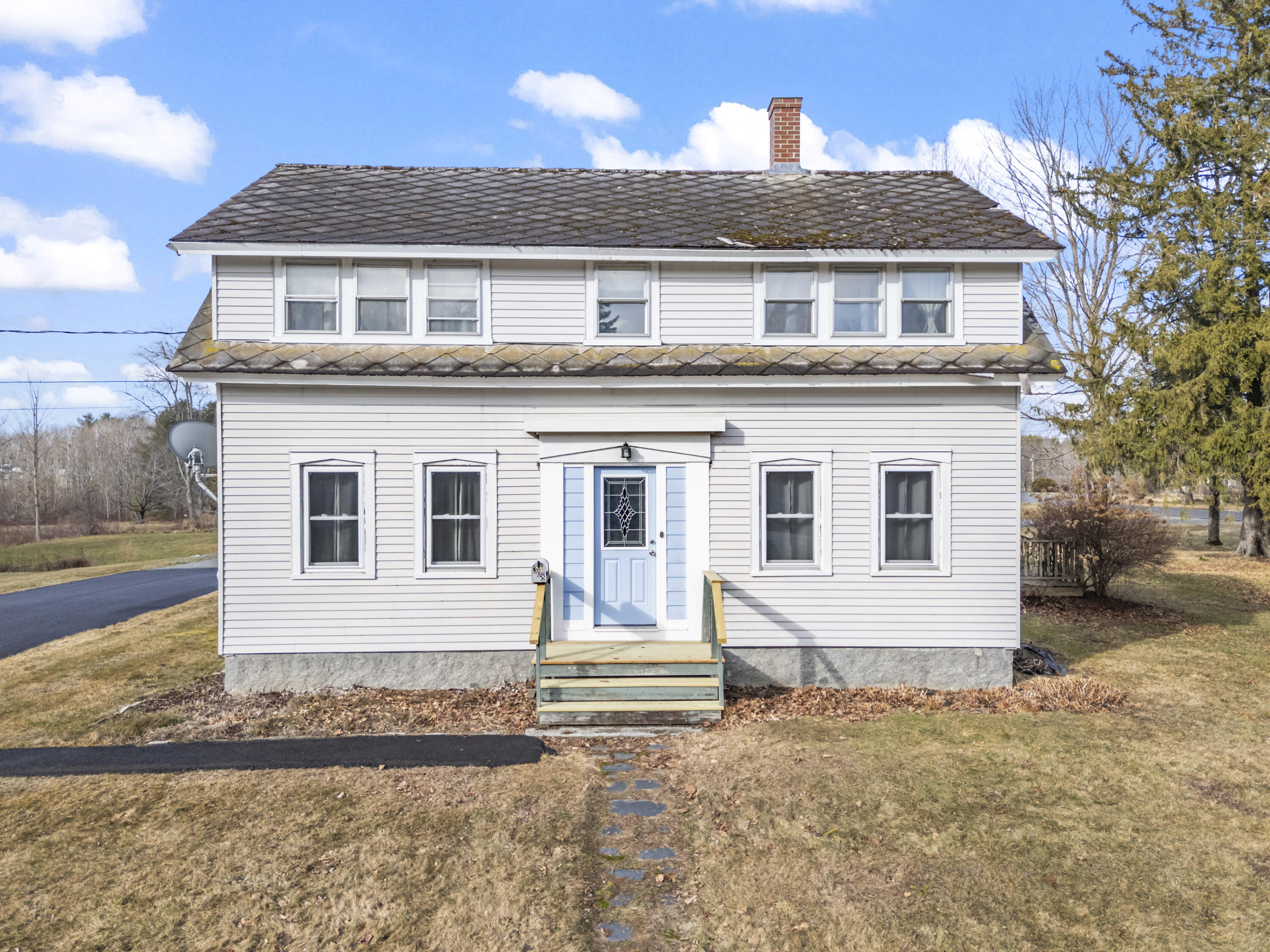 308 Hartland Avenue