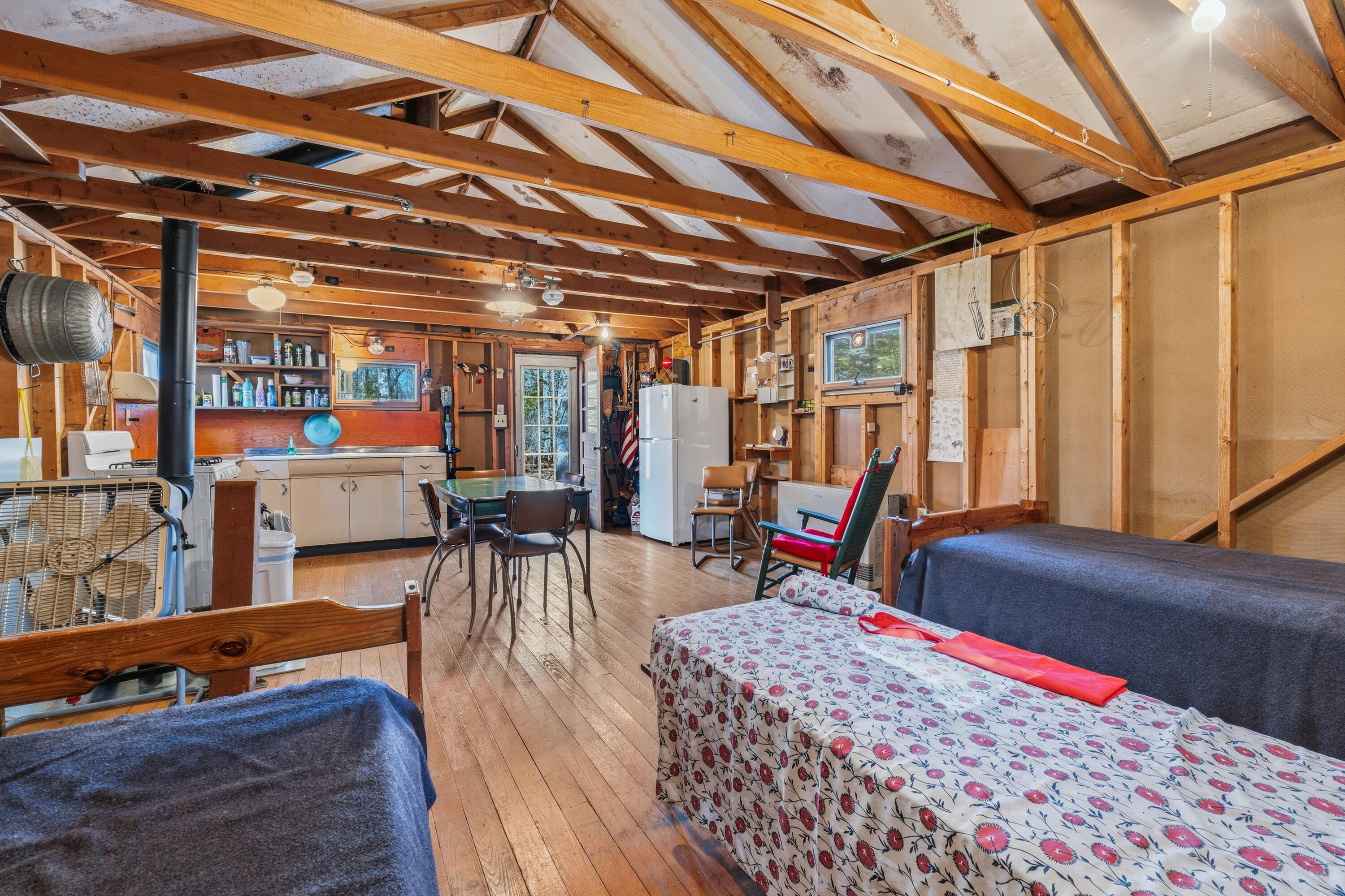 76 Bailey Bridge Road