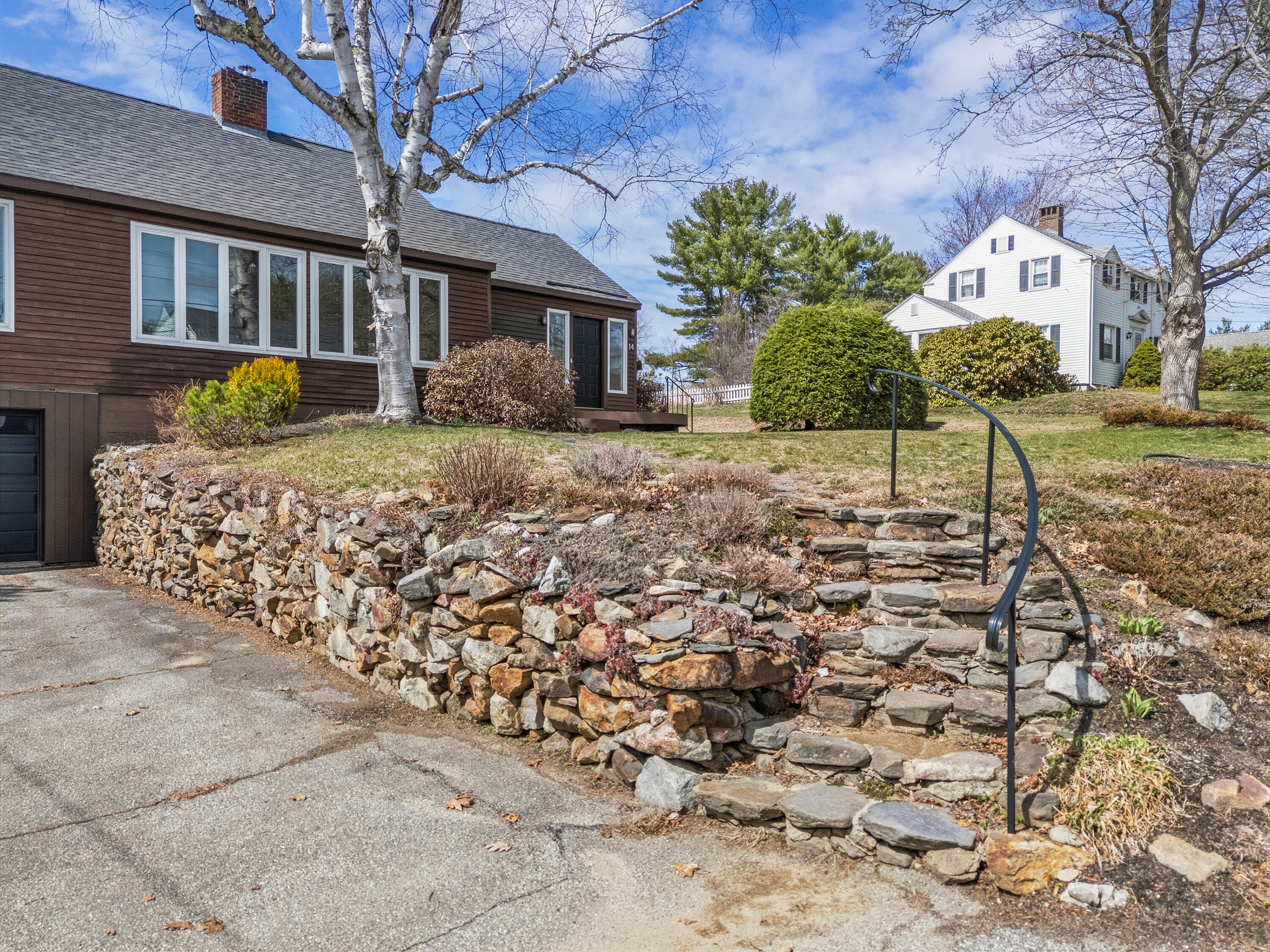 14 Blaine Avenue