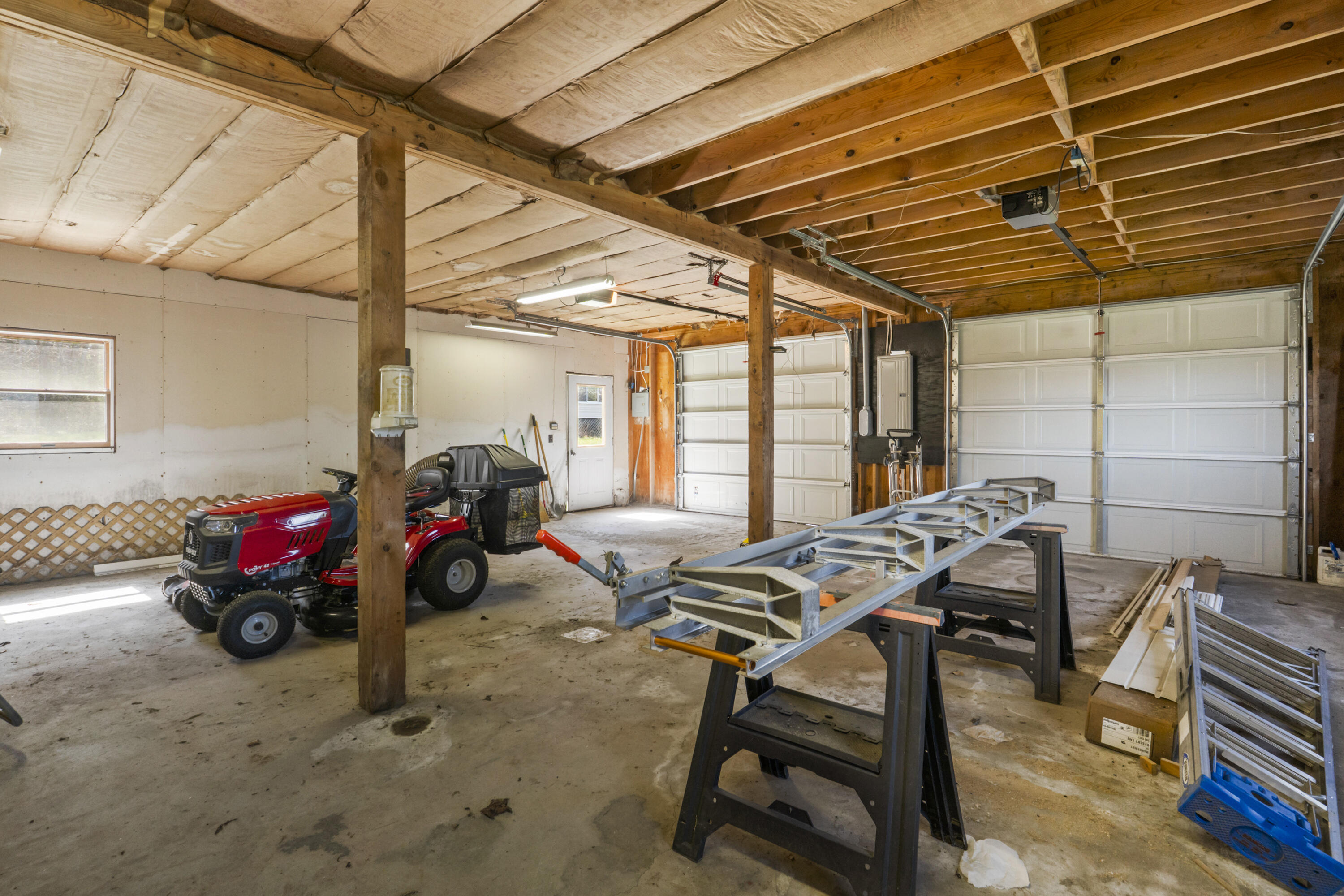991 Oakland Road