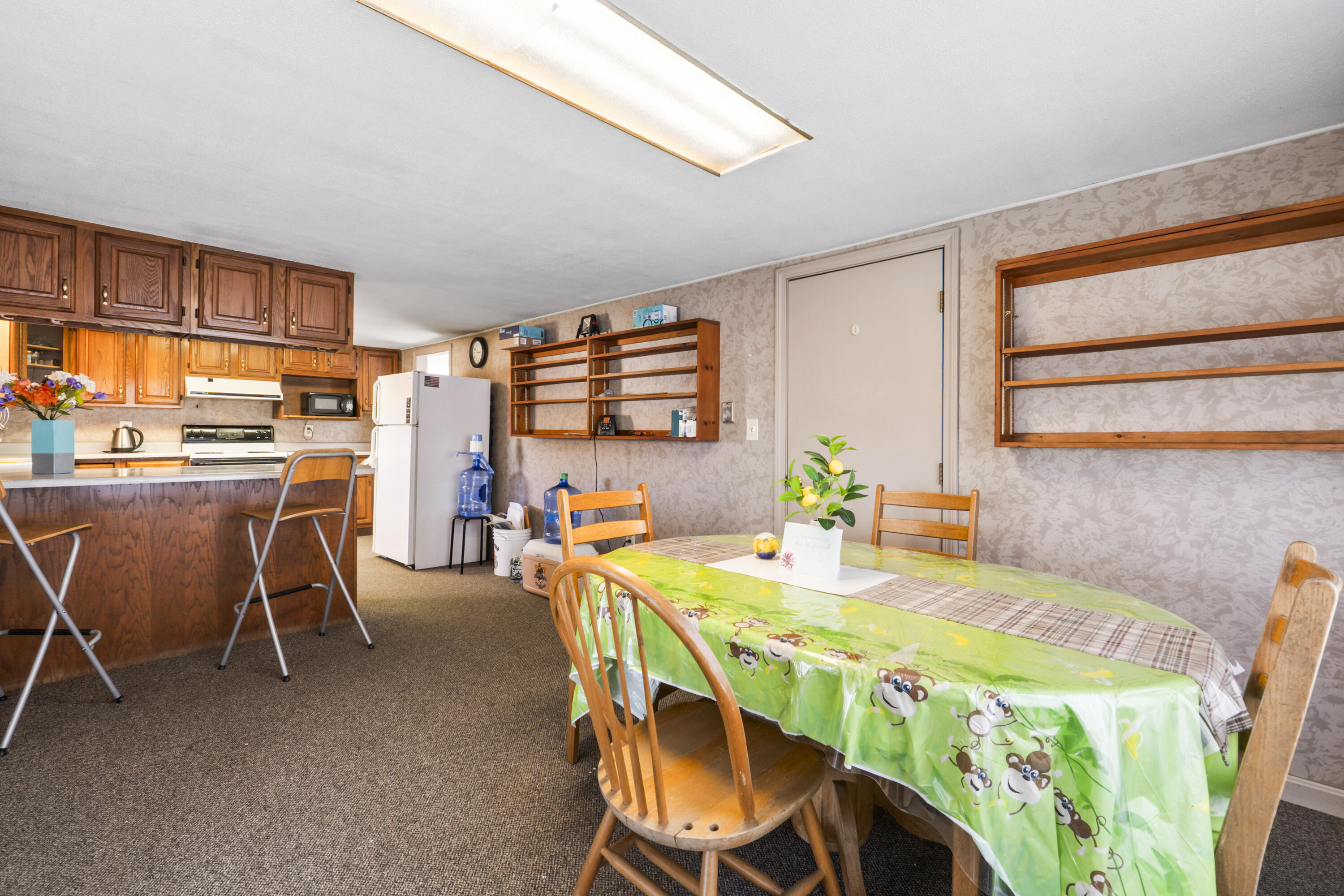991 Oakland Road