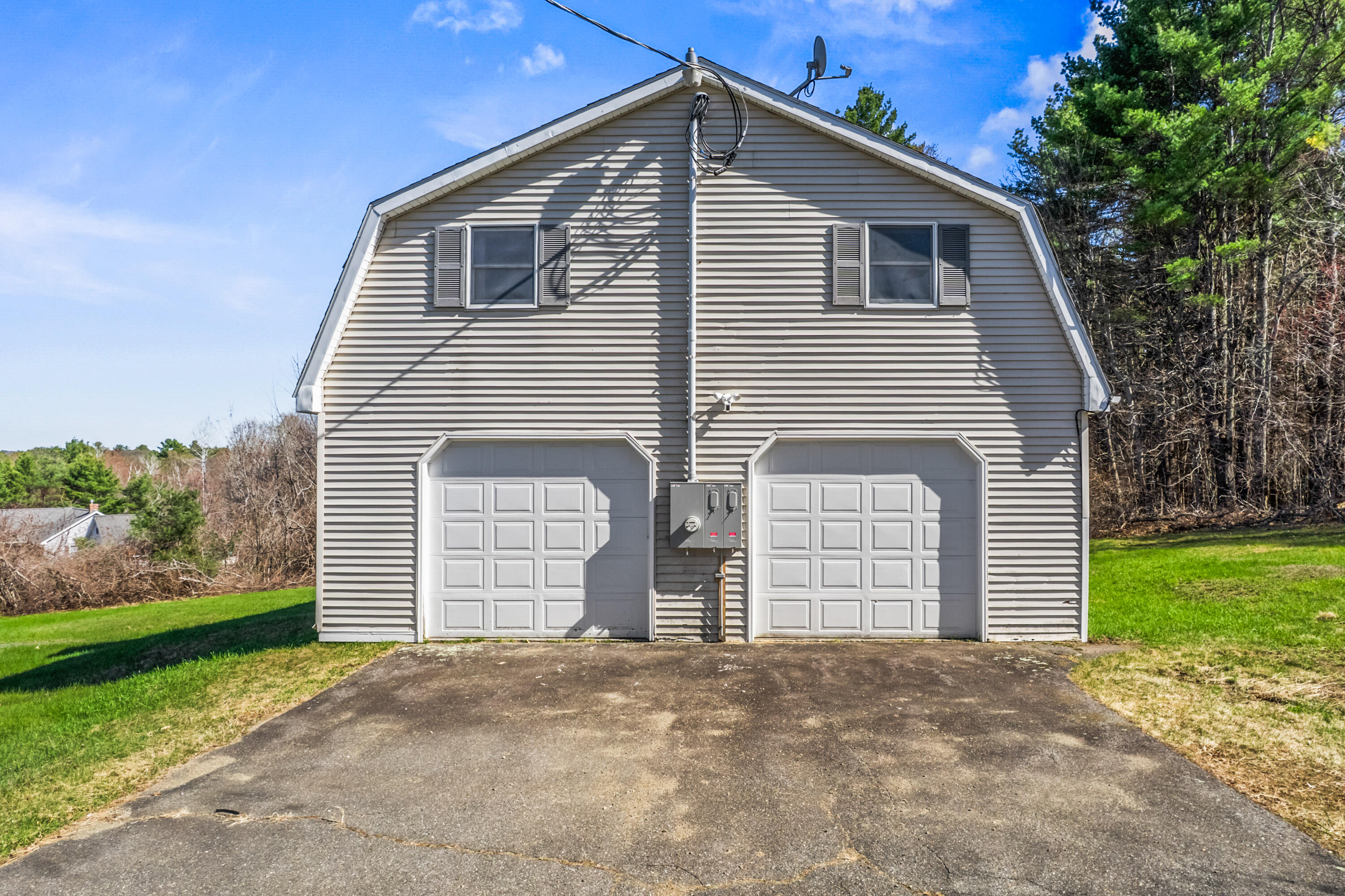 991 Oakland Road