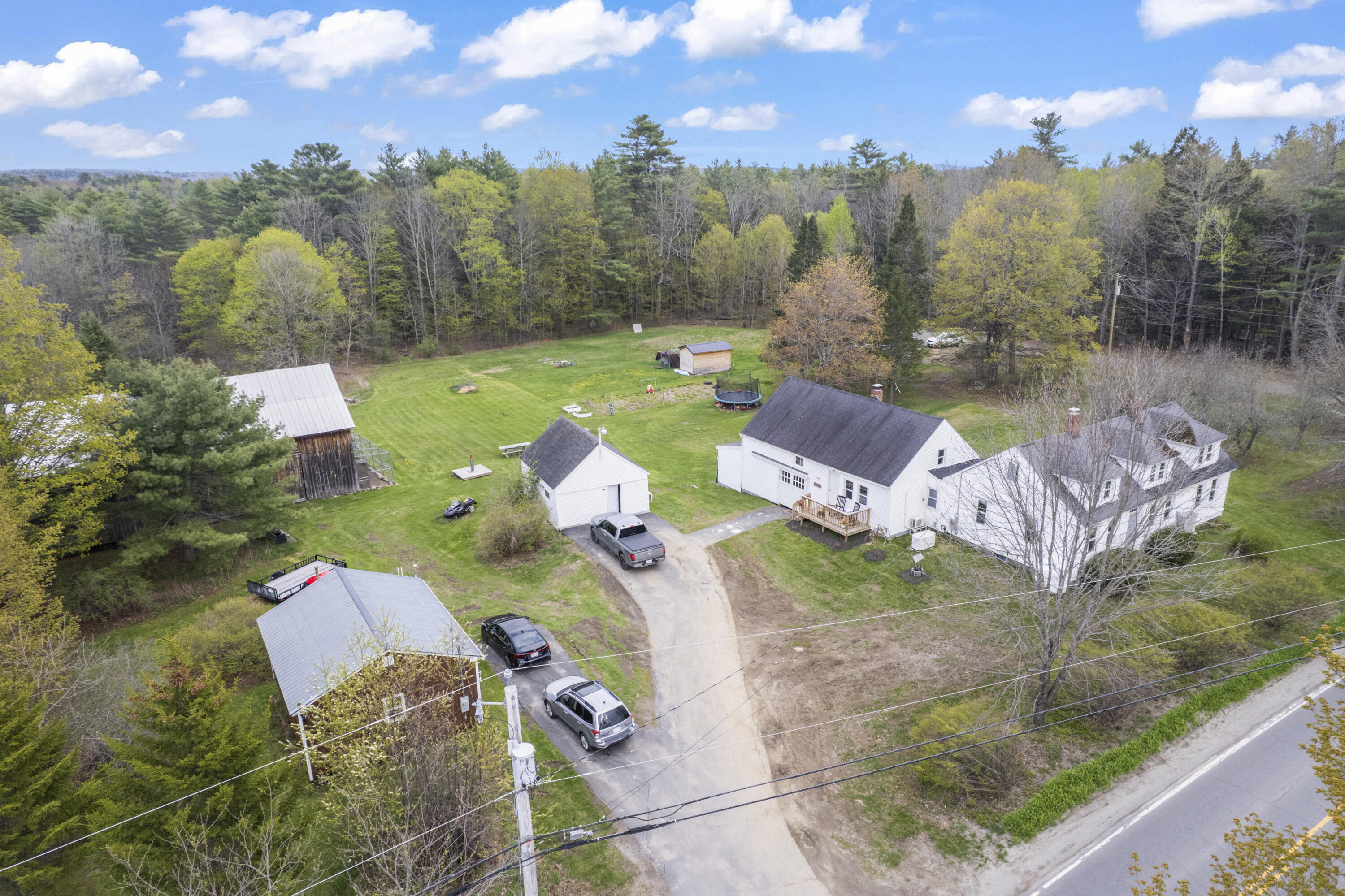3427 Middle Road