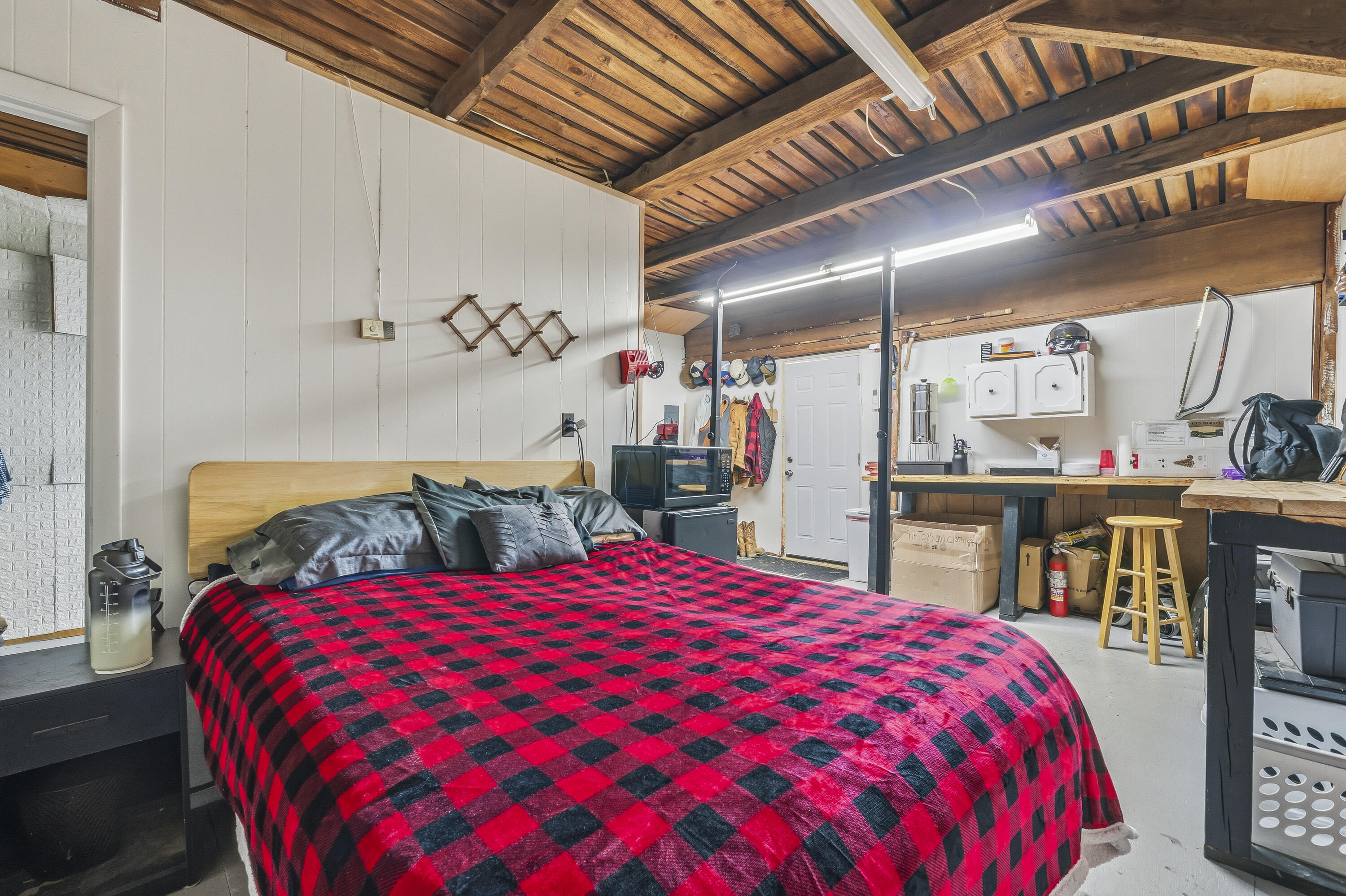 3427 Middle Road