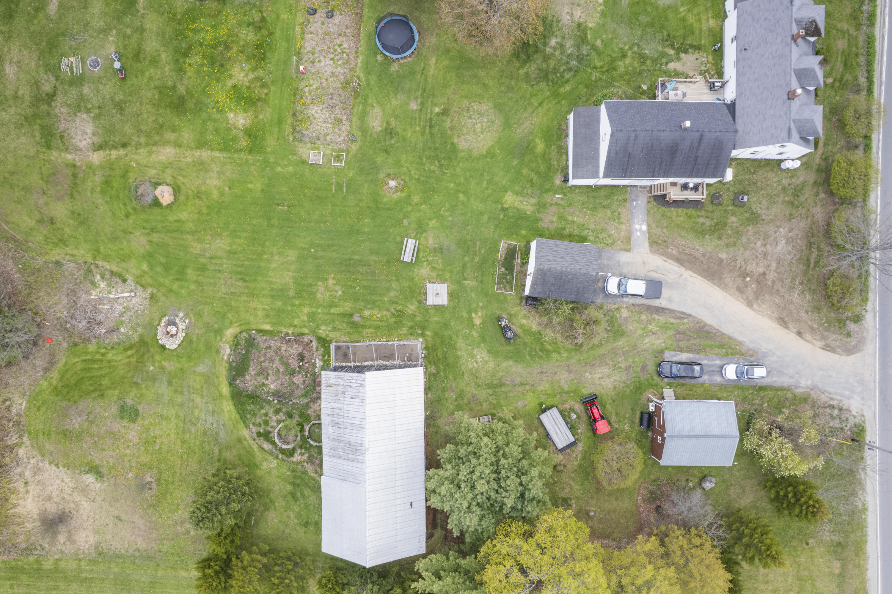 3427 Middle Road