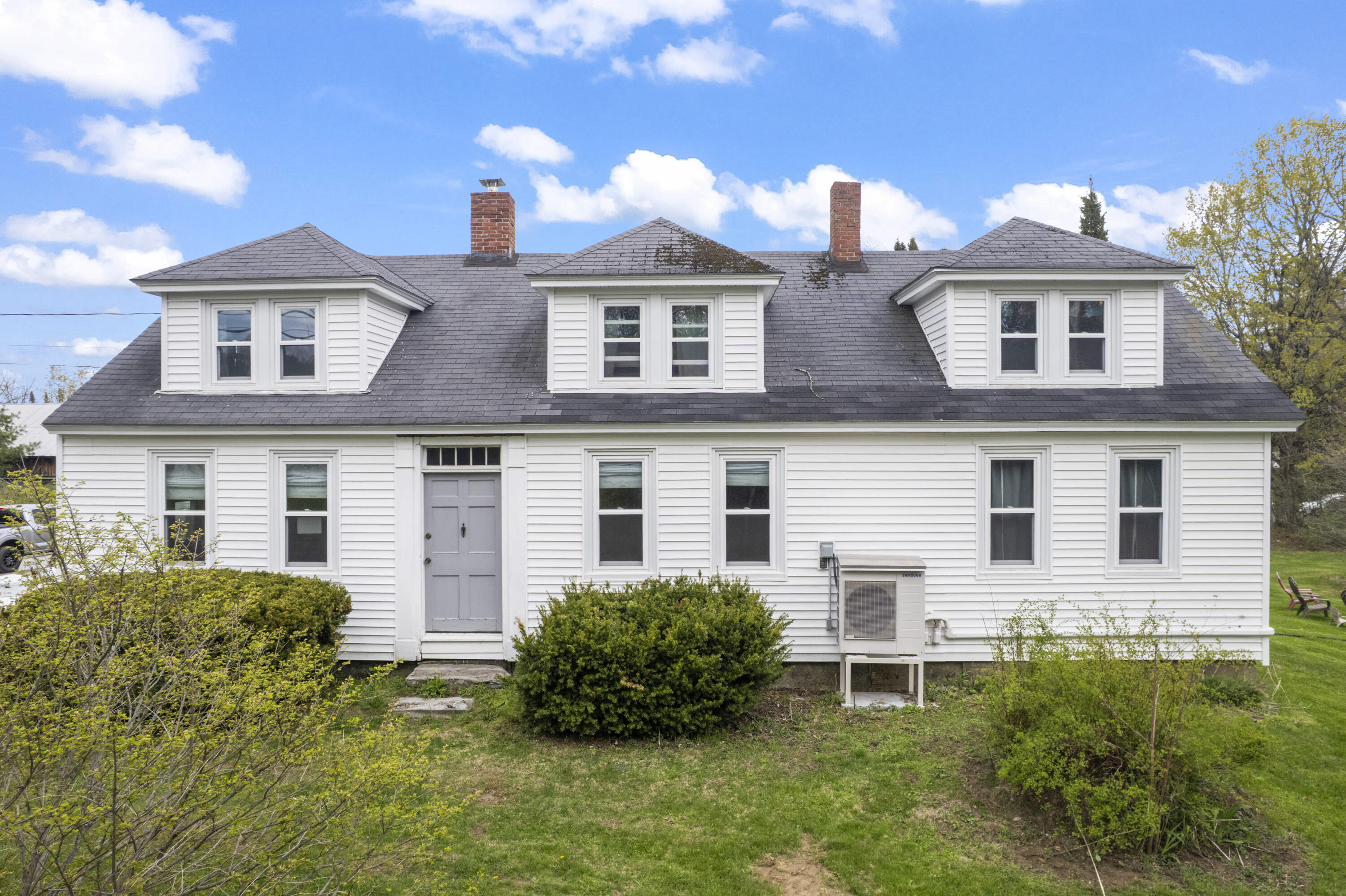 3427 Middle Road