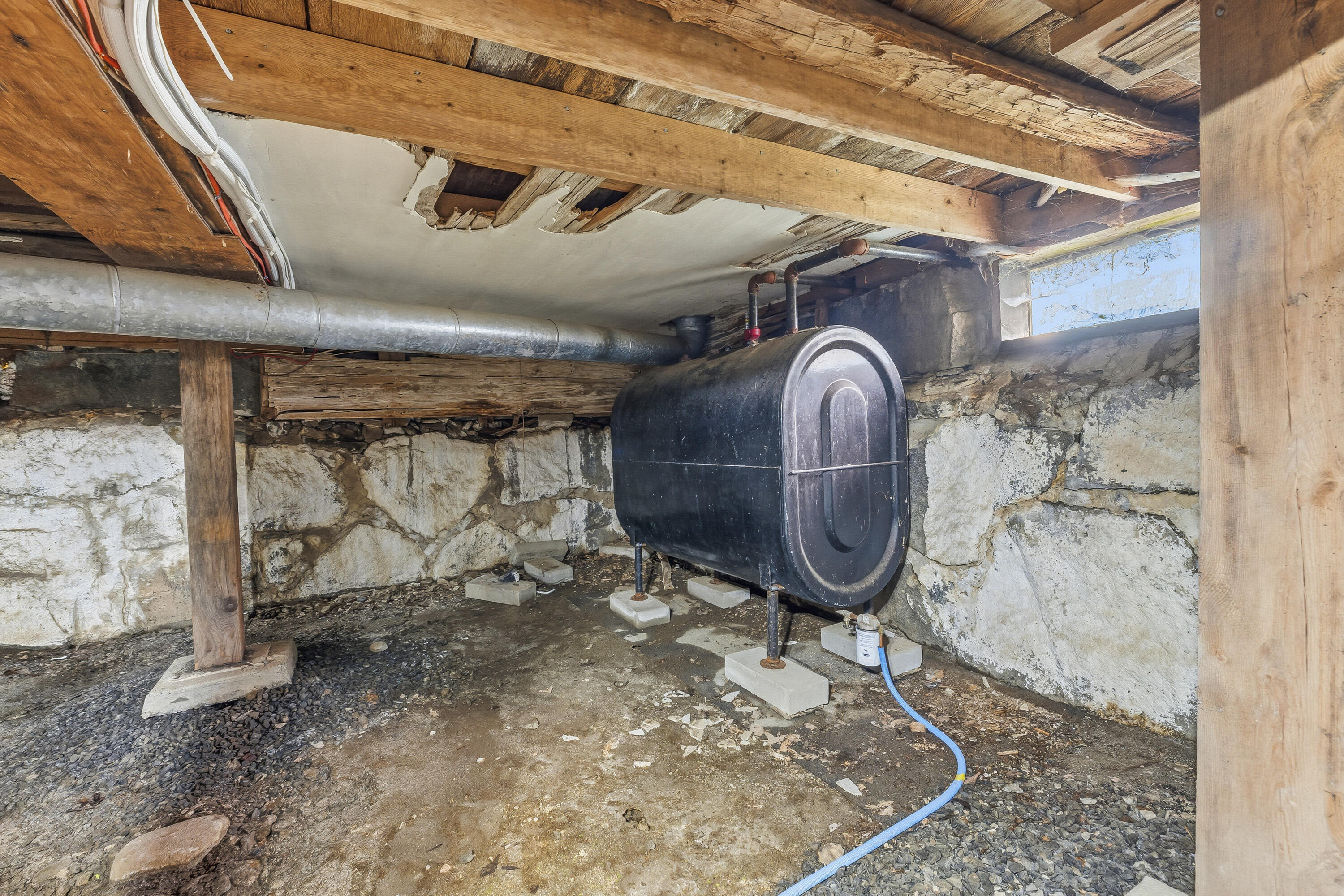 3427 Middle Road